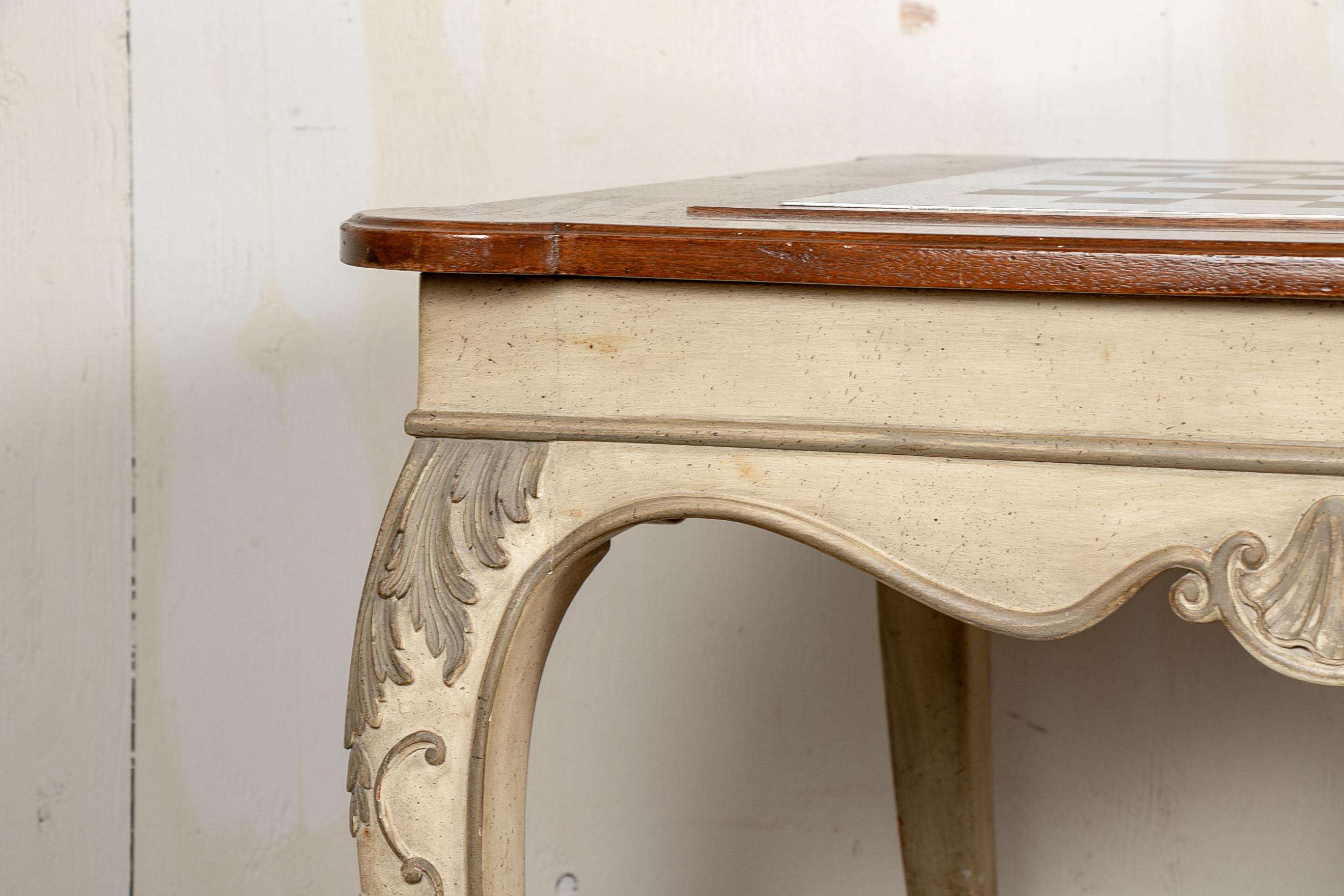 Vintage Italianate Games Table with Designer Chess Board and Cenedese Murano Gla 14
