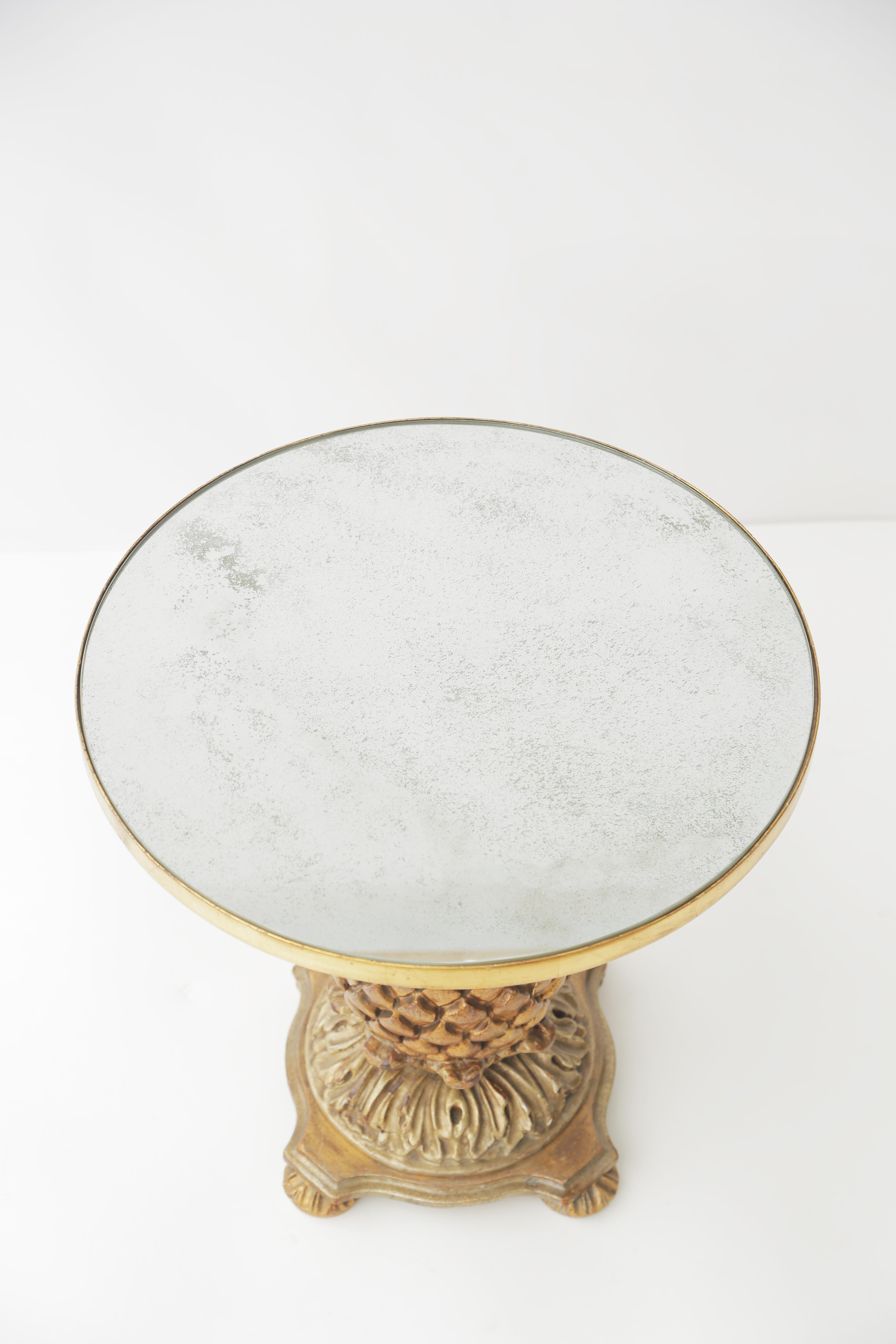 Hollywood Regency Vintage Italin Pineapple Accent Table with Mirrored Top For Sale