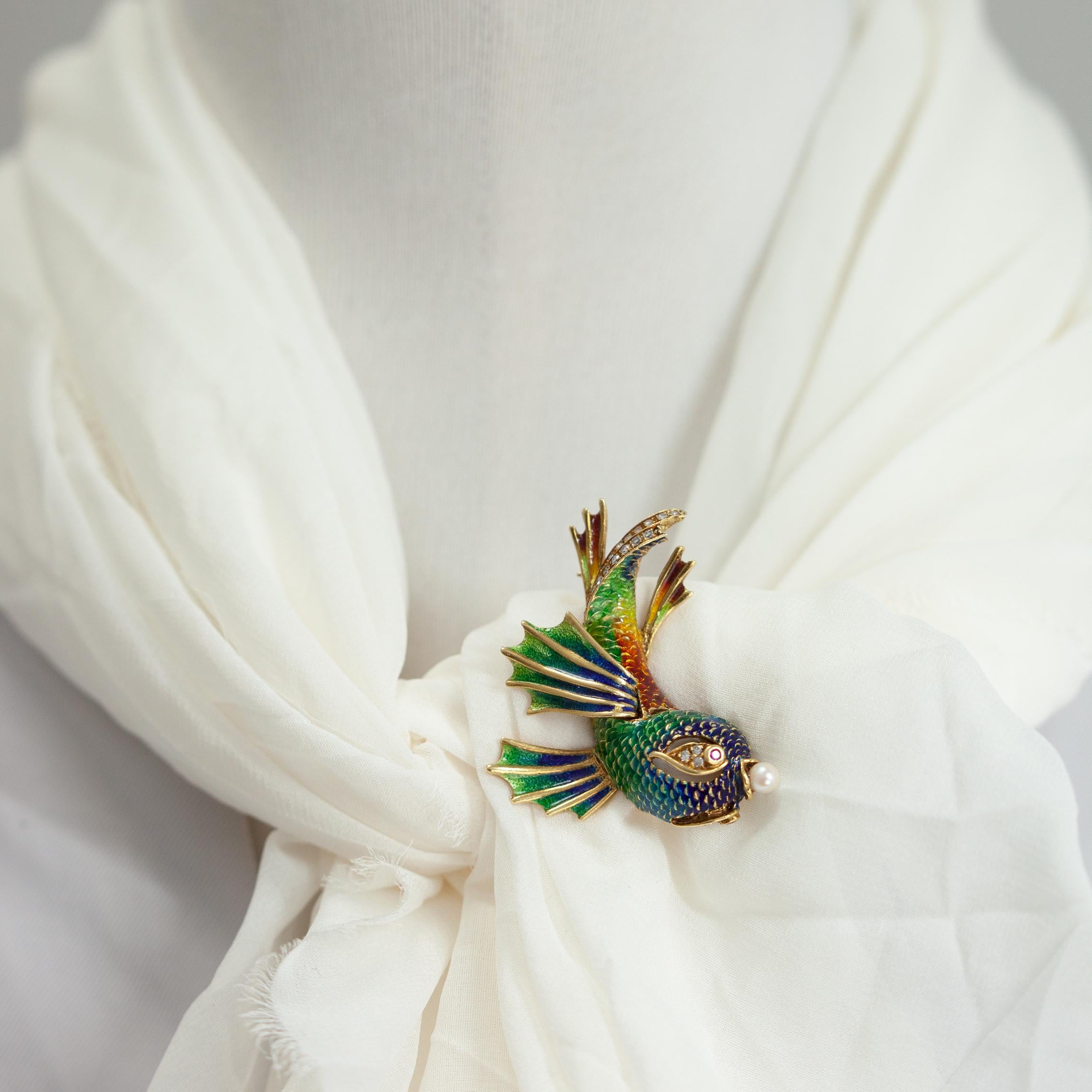 Single Cut Vintage Italy 18K YG Diamond Enamel Fish Brooch For Sale