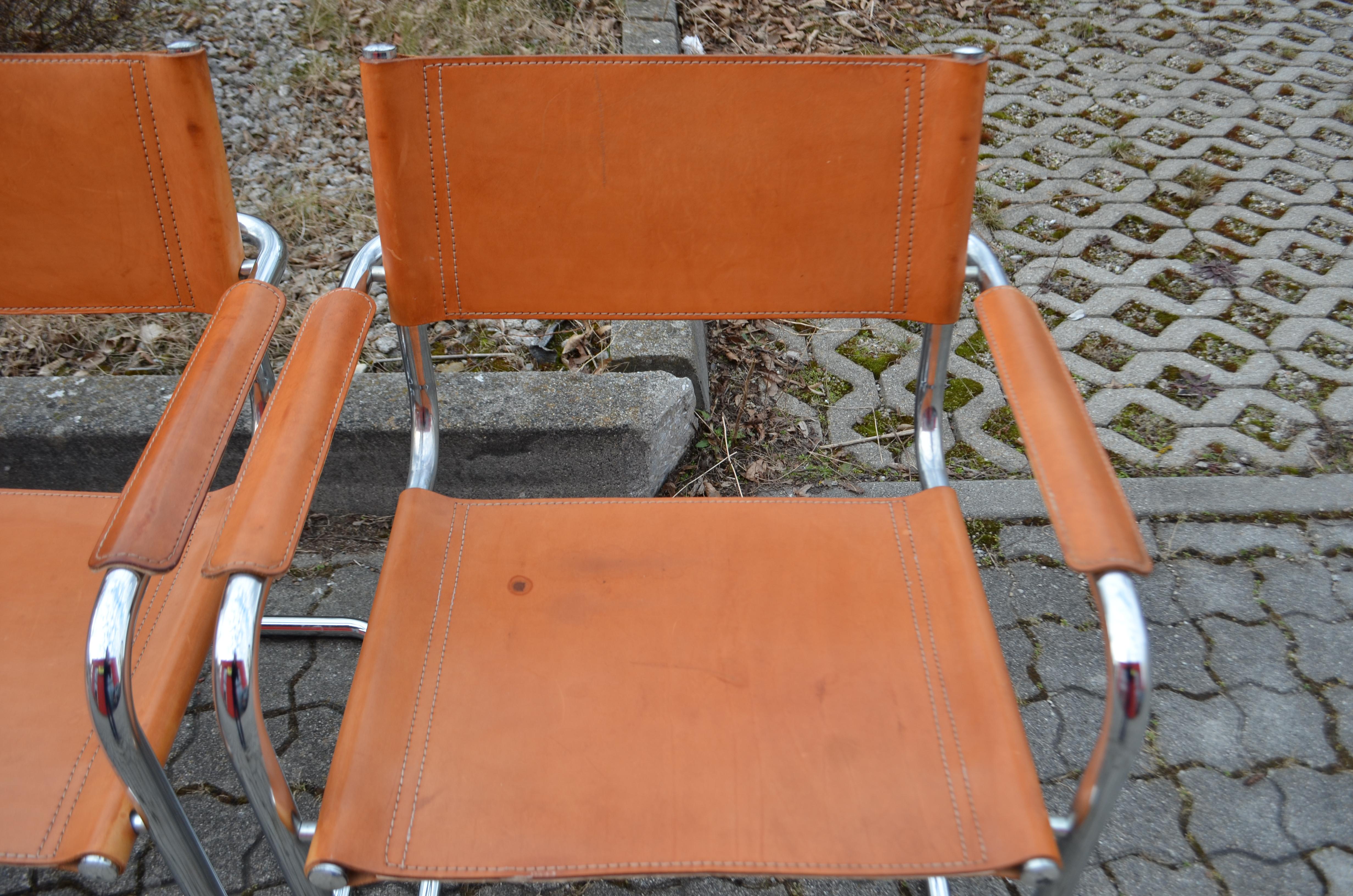 Vintage Italy Cognac Vegetal Leather Dining Chairs Armchairs Cantilever Set of 4 For Sale 6