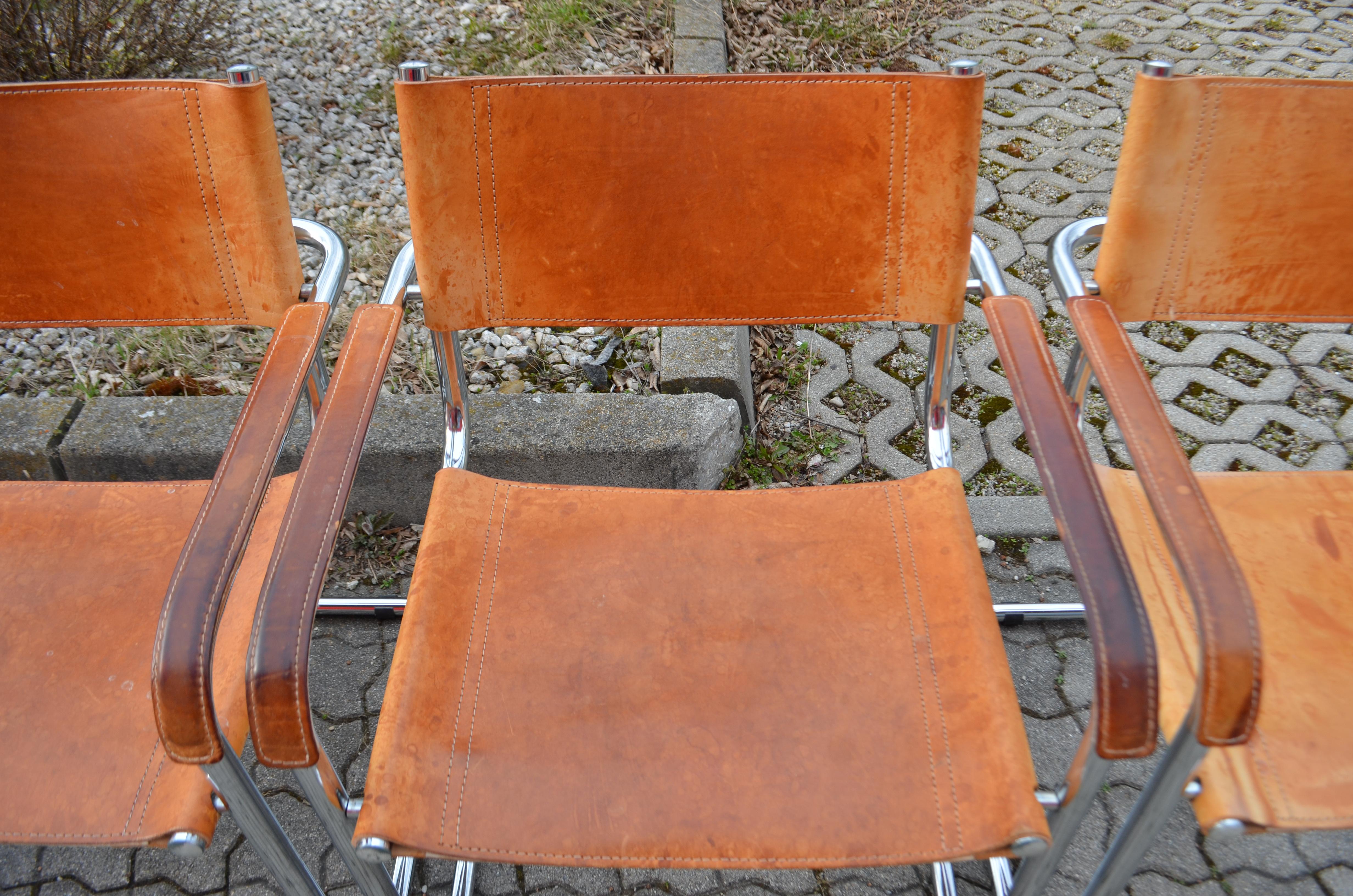Cognacfarbene Esszimmerstühle und Sessel aus pflanzlichem Leder, Vintage, Italien, 6er-Set, freitragendes Set im Angebot 5