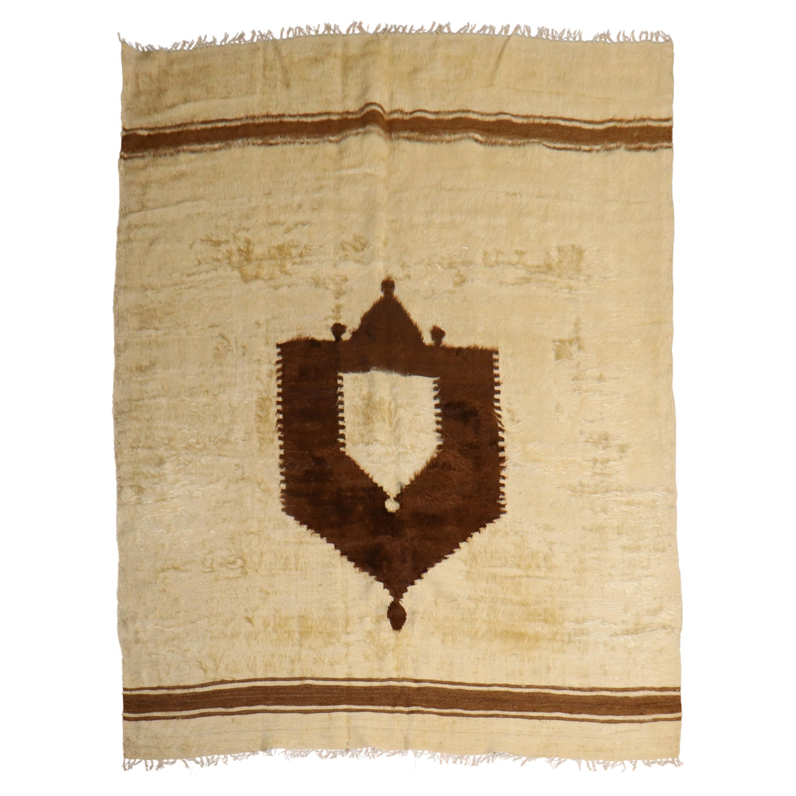 Vieux tapis turc en mohair ivoire et brun
