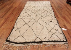 Shag Ivory Vintage Beni Ourain Moroccan Rug. Size: 4 ft 10 in x 11 ft 2 in