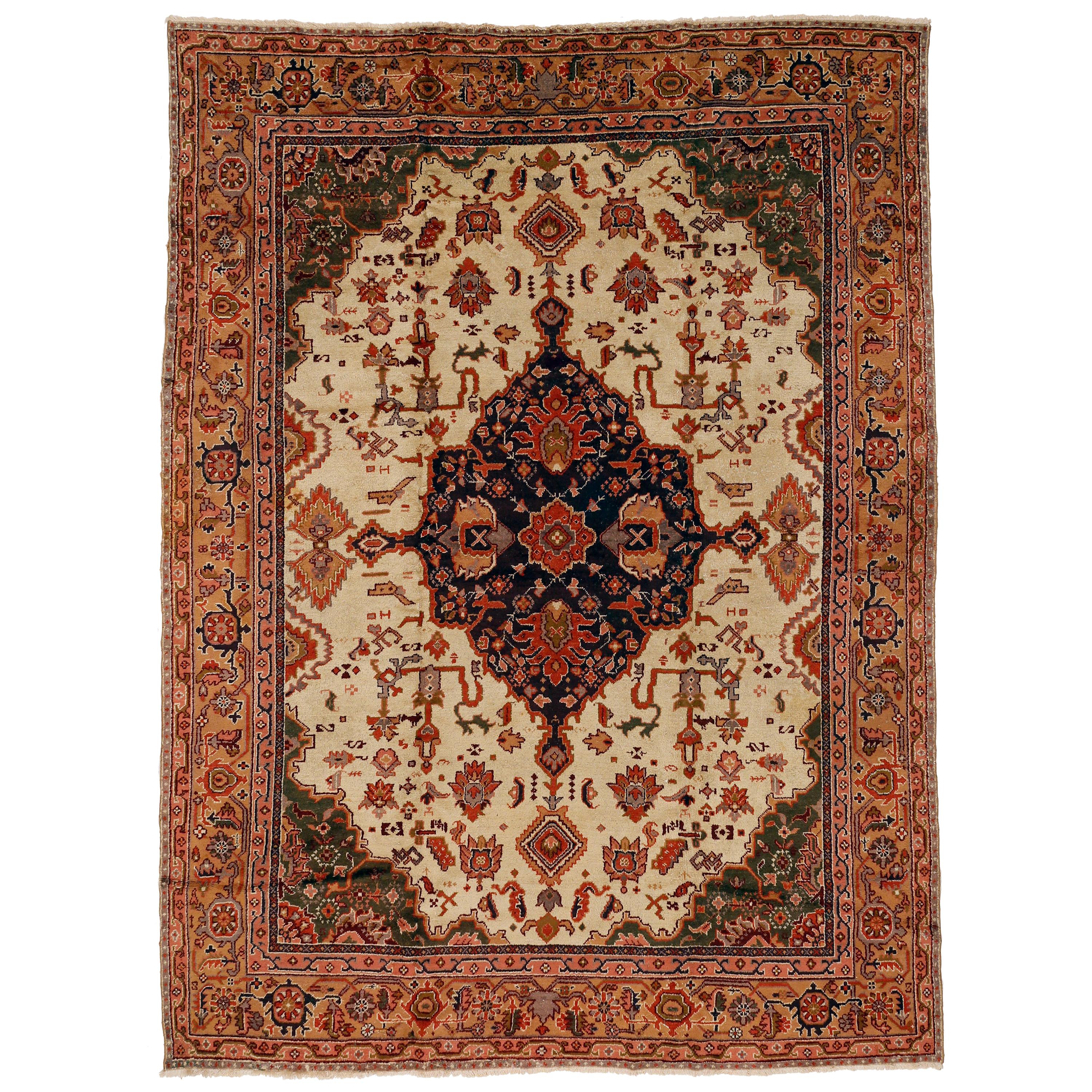 Alfombra vintage de fondo marfil con diseño medallón turco
