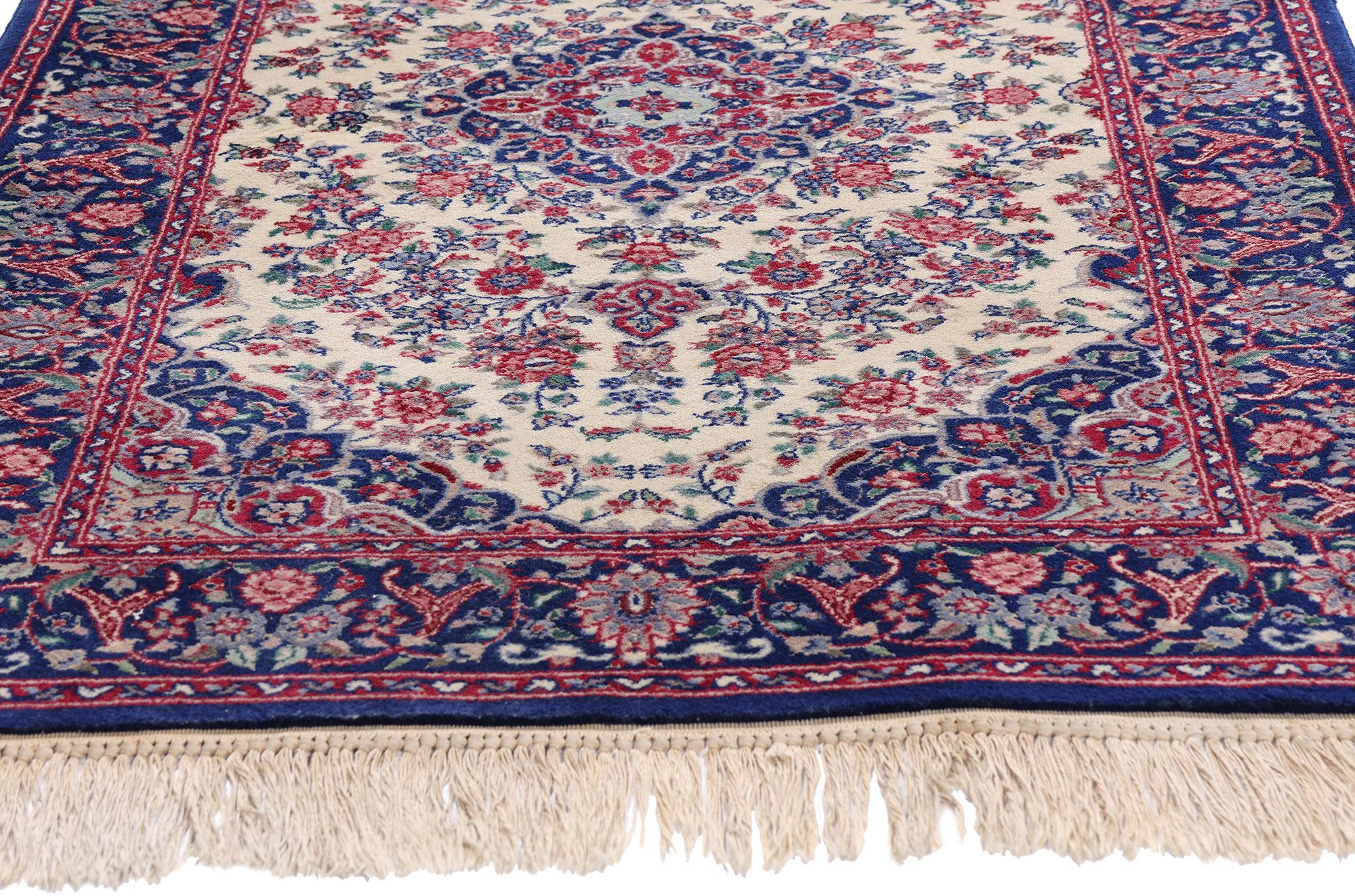 Vintage Ivory Chinese Tabriz Rug with Traditional Style In Good Condition For Sale In Dallas, TX