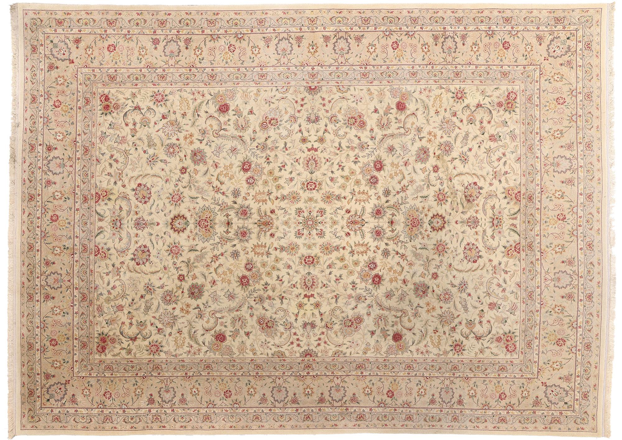 Vintage Ivory Chinese Wool and Silk Tabriz Rug with Traditional Style For Sale 6