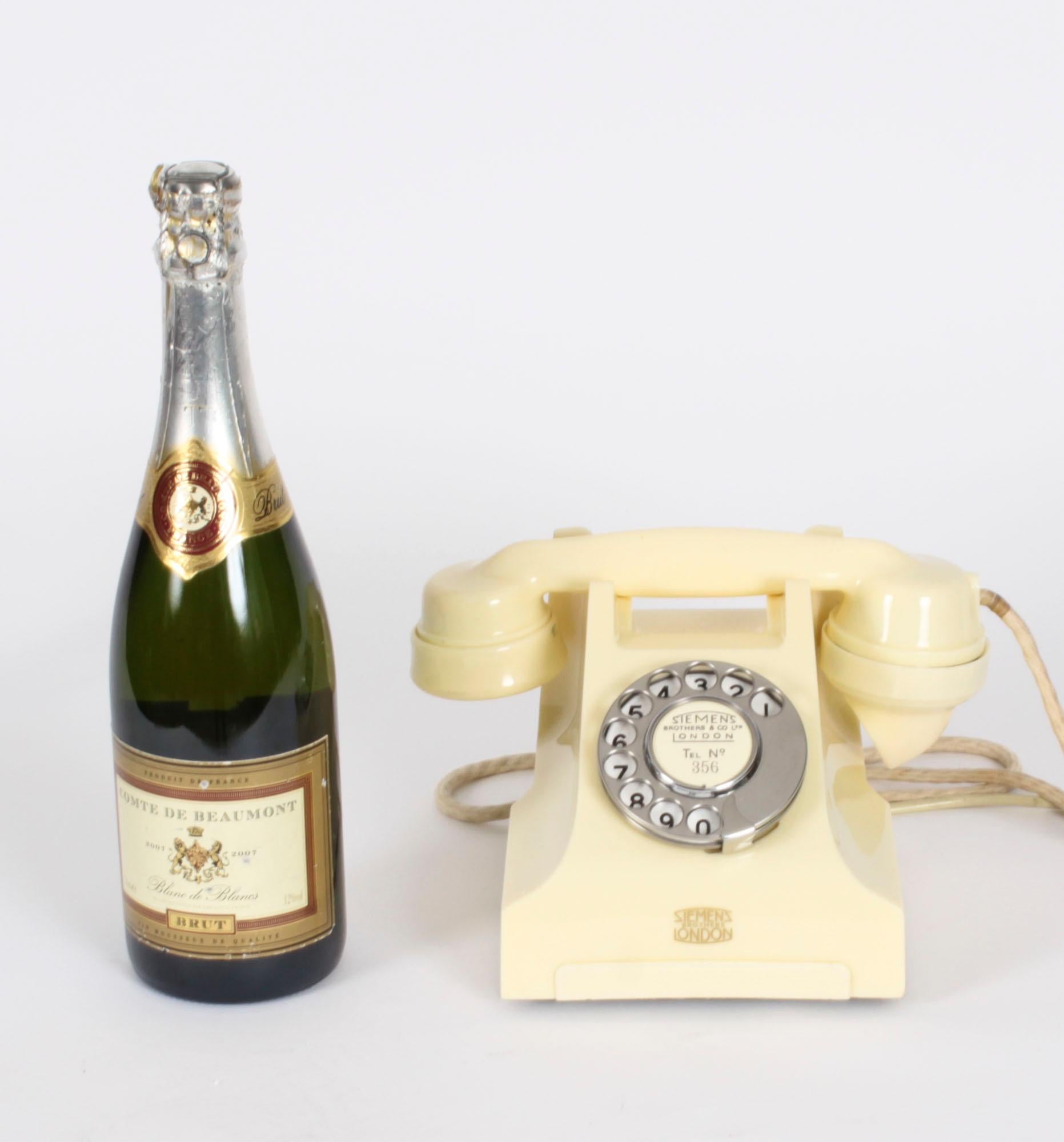 Vintage 356 Siemens Telephone 1954 Mid 20th Century For Sale 3