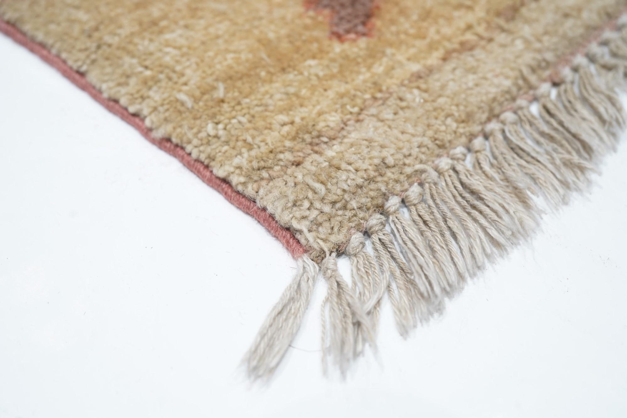 Persian Vintage Ivory Gabbeh Tribal Rug 4'2'' x 6'0