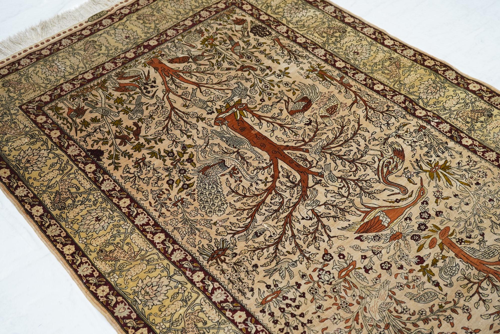 Extremely Fine Turkish Silk  Herekeh Rug 3'8'' x 5'10'' For Sale 4