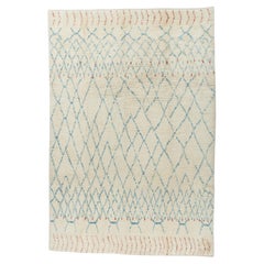 Vintage Ivory Moroccan Style Fluffy Net Rug 9
x 12
2