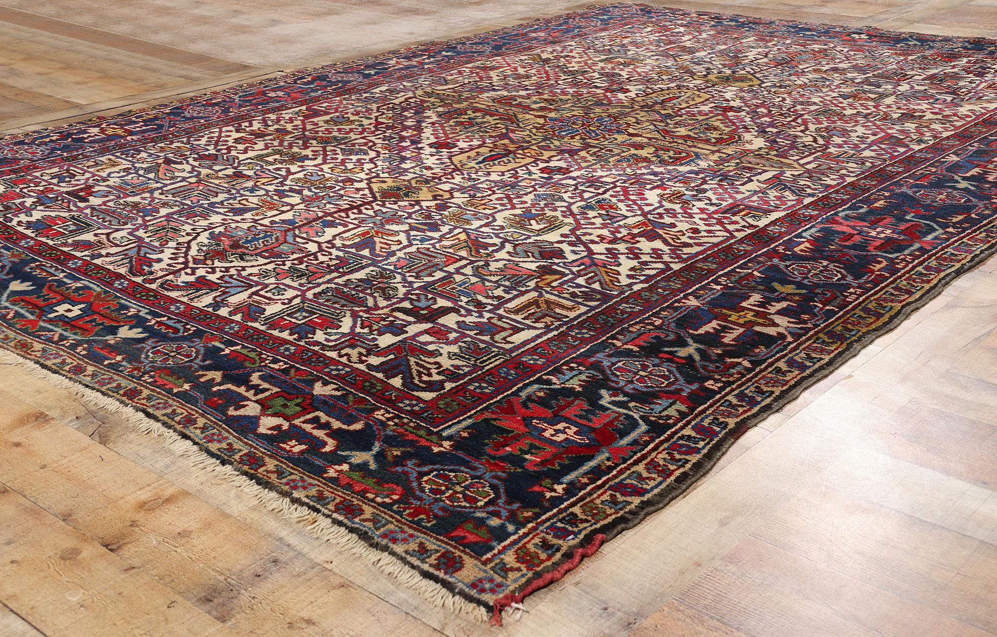 Wool 1950's Ivory Persian Heriz Carpet with Traditional Style For Sale