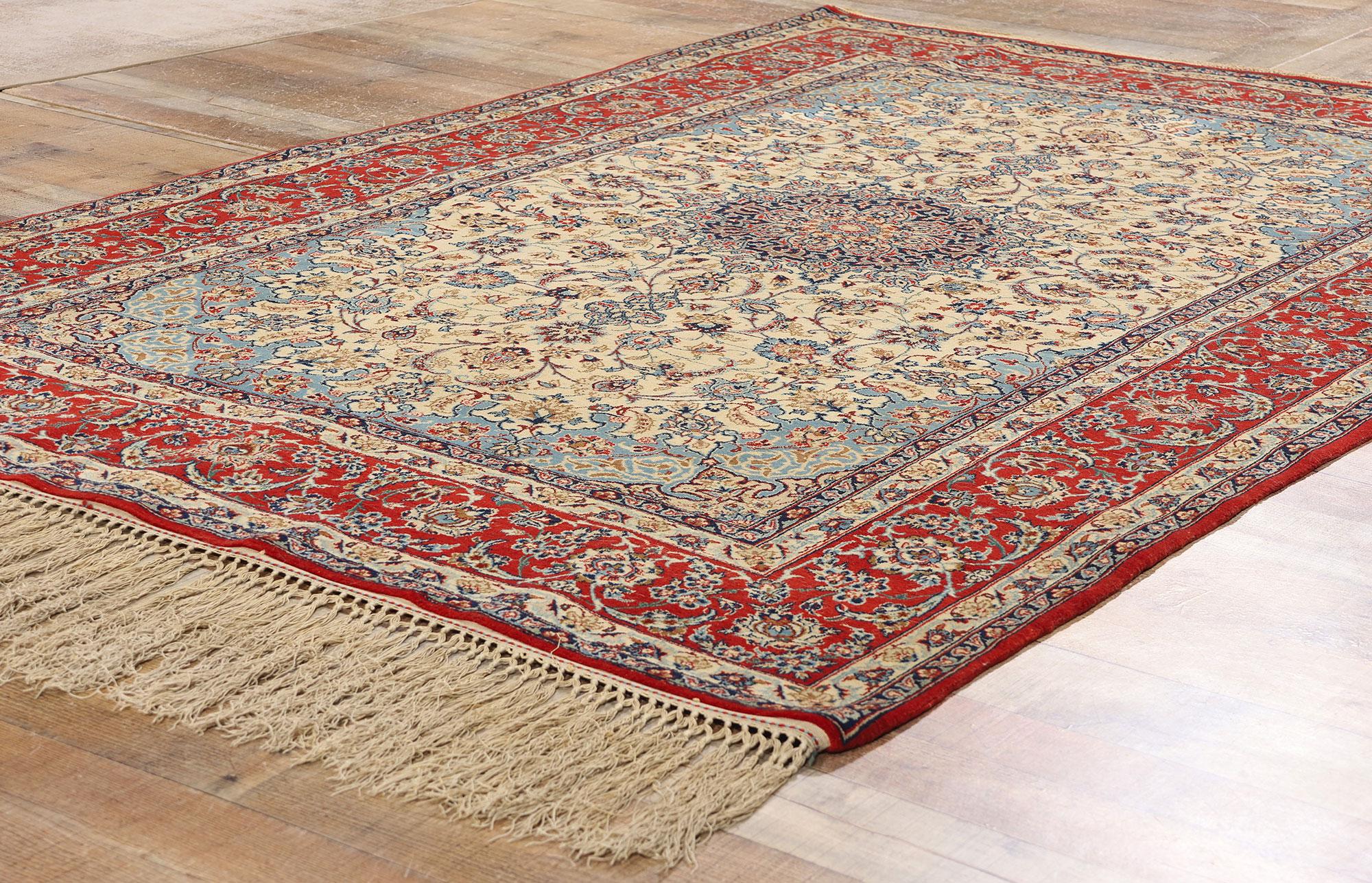 Wool Vintage Ivory Persian Isfahan Rug, 04'11 x 07'08 For Sale