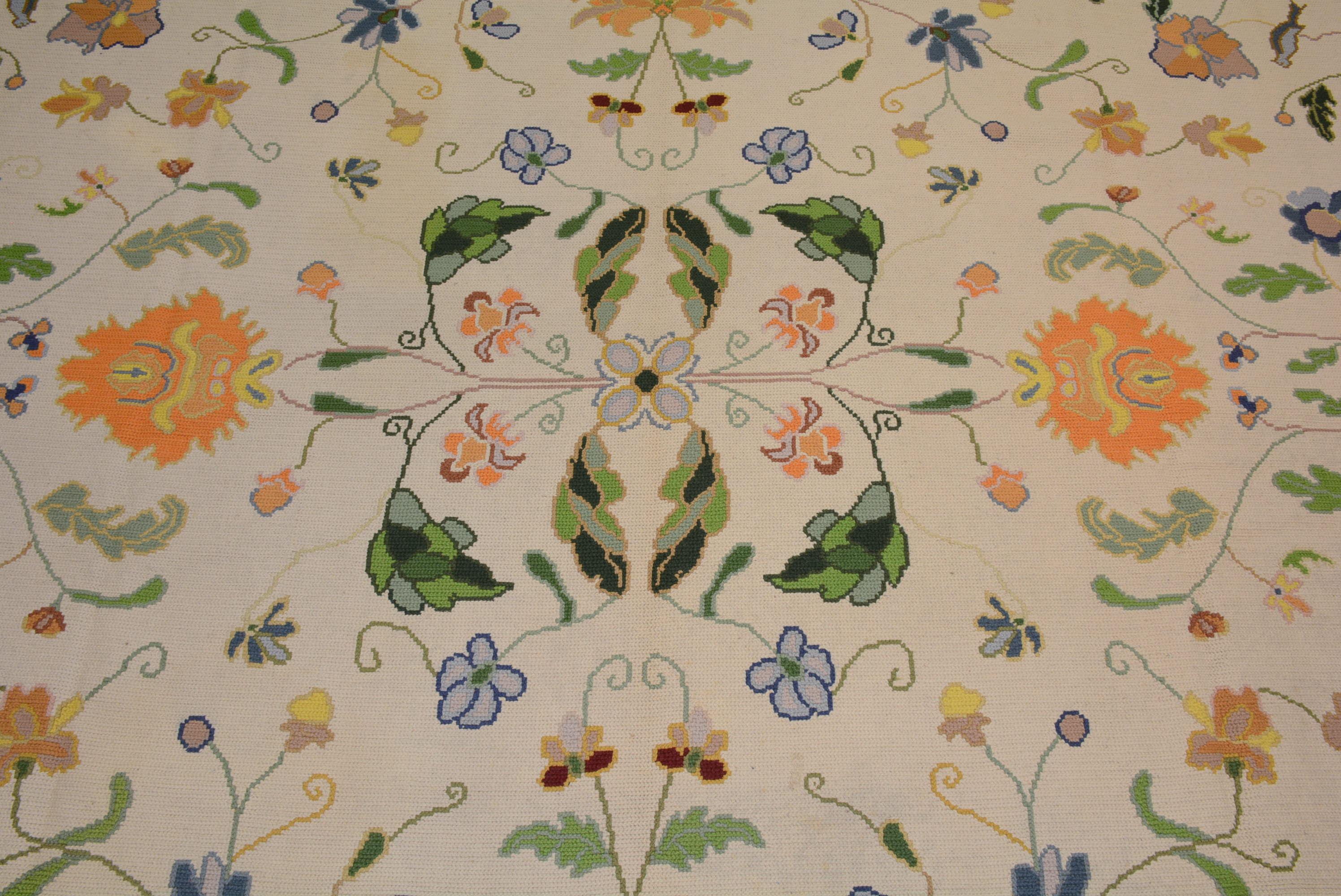 Tapis portugais vintage ivoire à l'aiguille Bon état - En vente à Closter, NJ