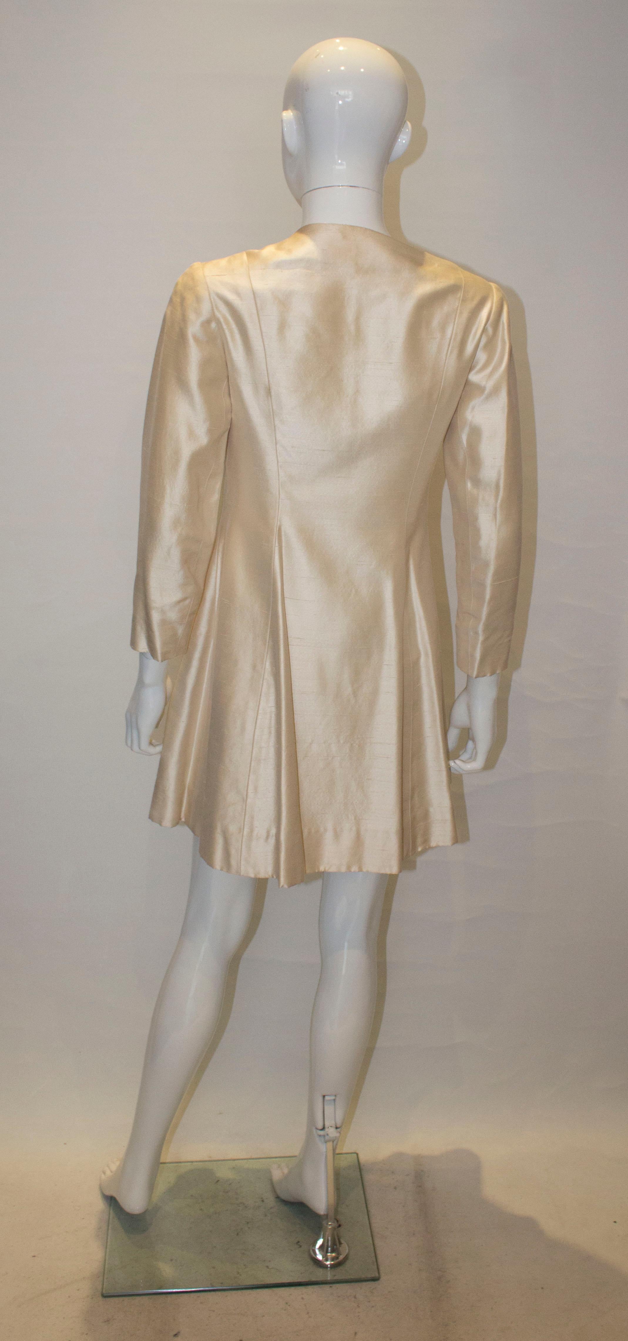 Vintage Ivory Raw Silk Coat Dress In Good Condition In London, GB