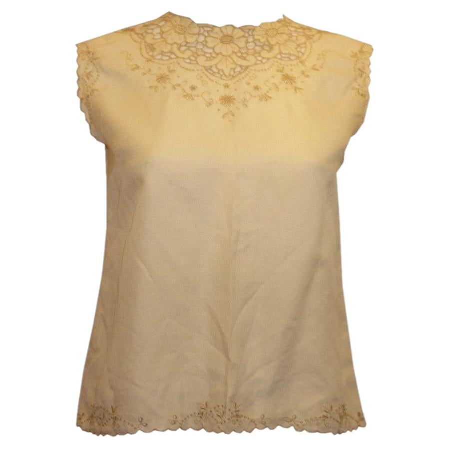 Vintage Ivory Silk Shell Top with Embroidery For Sale