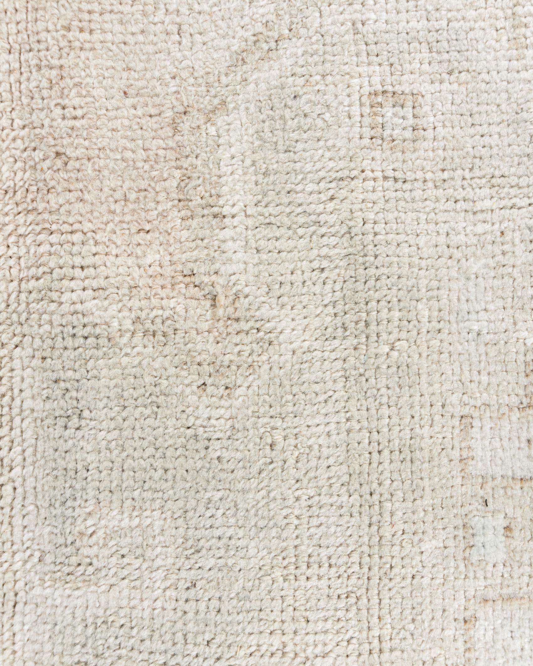 Vintage Elfenbein gedämpft türkischen Oushak Läufer Teppich 4'2 X 11'8 im Angebot 3