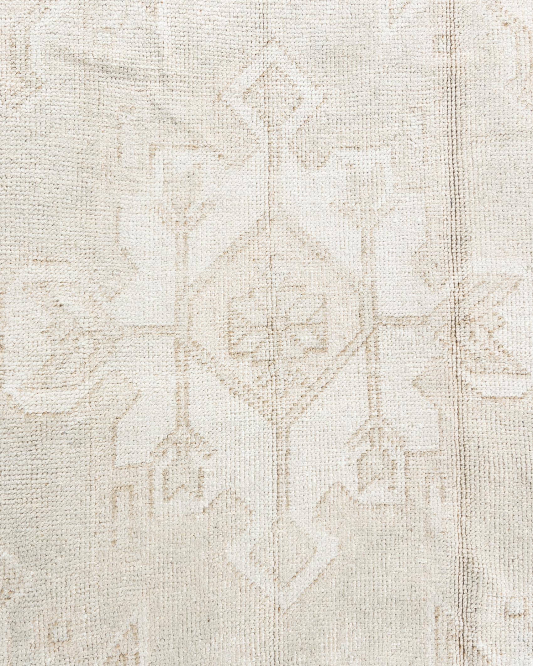 Vintage Elfenbein gedämpft türkischen Oushak Läufer Teppich 4'2 X 11'8 (20. Jahrhundert) im Angebot