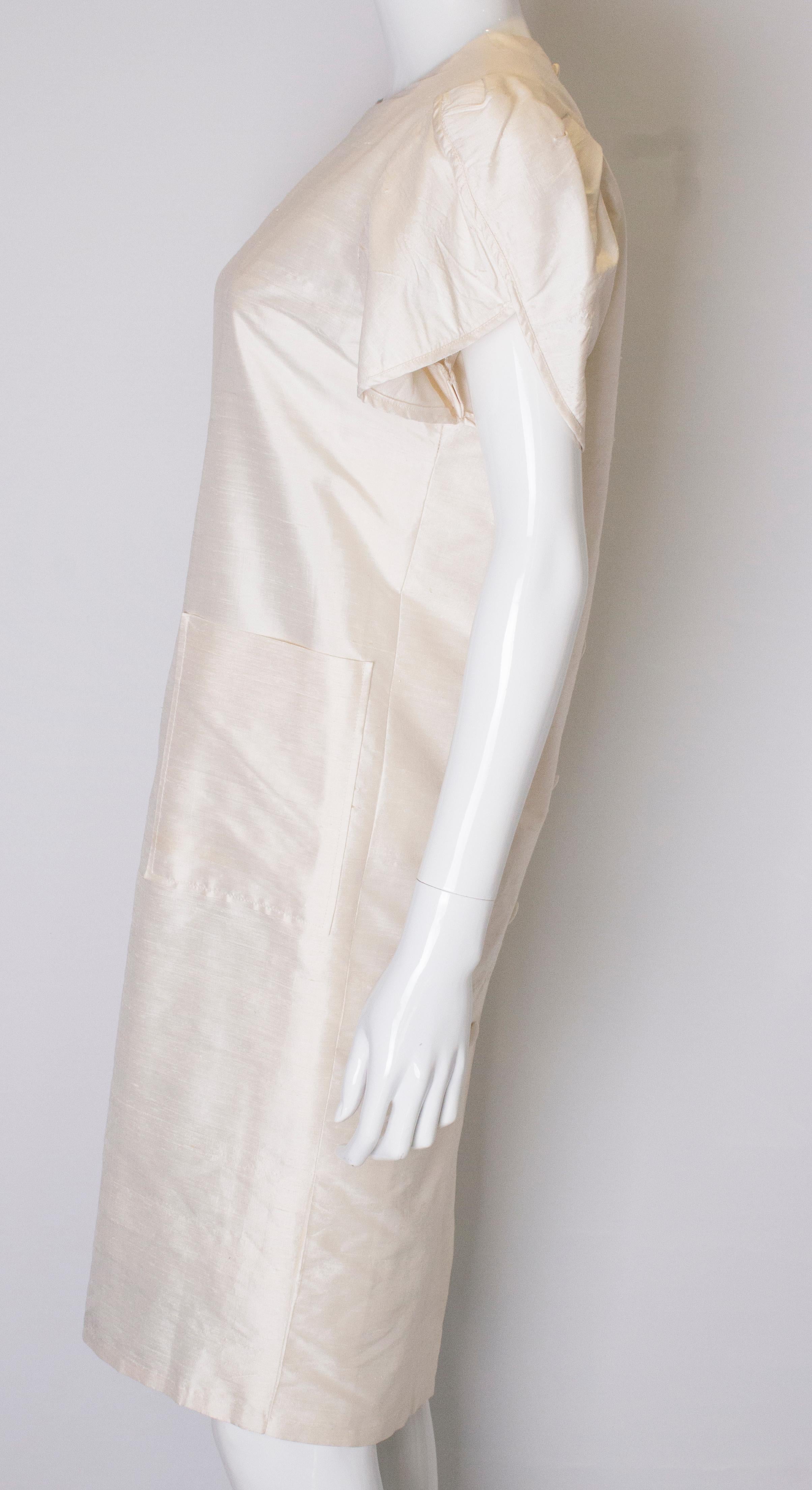 Vintage Ivory Raw Silk Shift Dress In Good Condition For Sale In London, GB