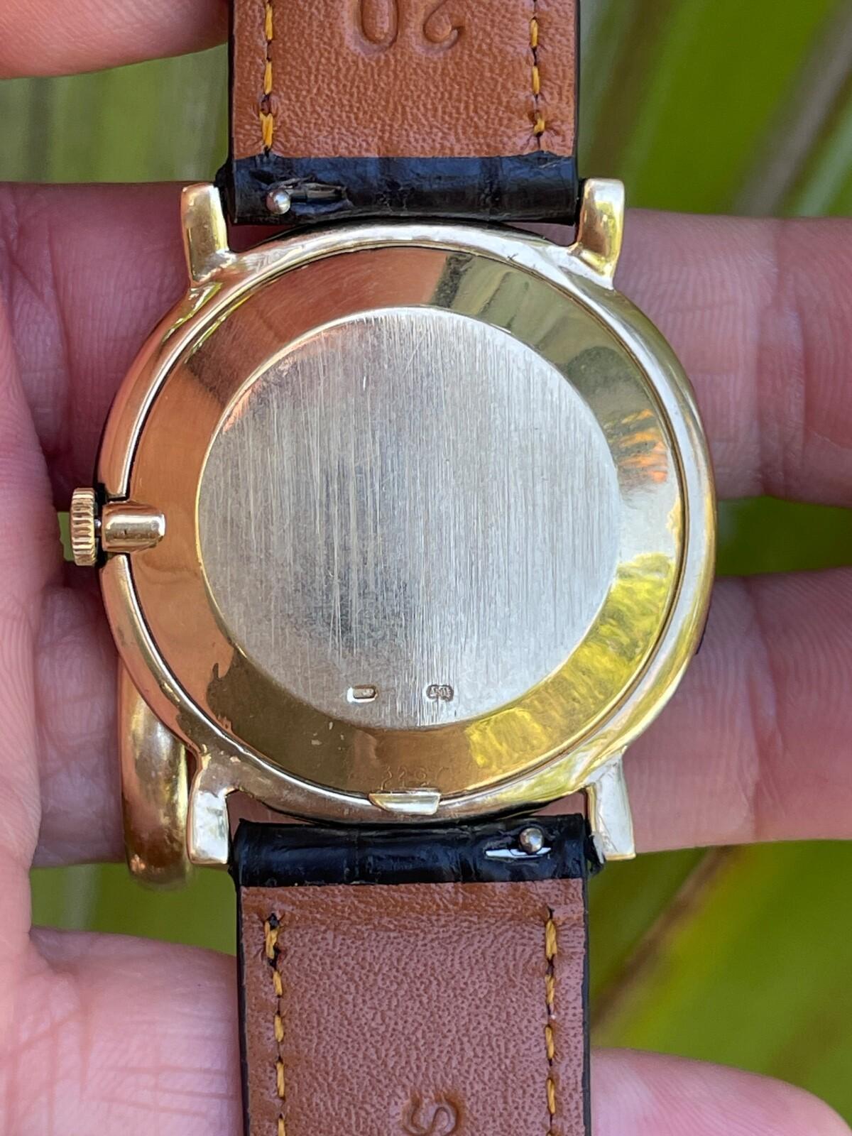 Orologio automatico d'epoca IWC con cassa a cuscino in oro 18k e diamanti 36mm - 3278 in vendita 7