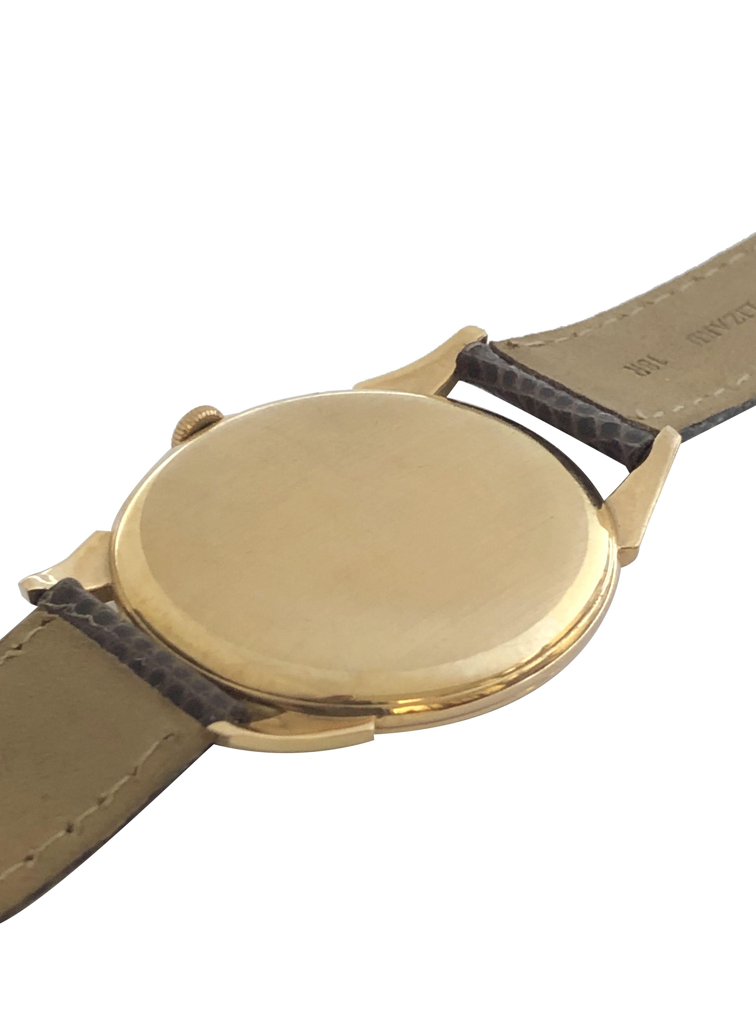 IWC Schaffhausen, grande montre-bracelet mécanique vintage en or jaune Pour hommes en vente