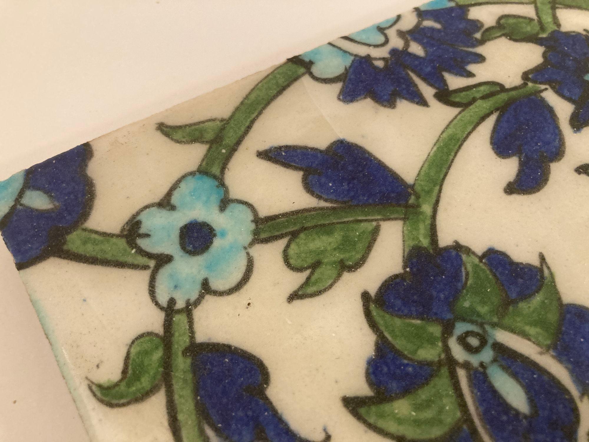 Vintage Iznik Topkapi Ceramic Tile Handcrafted in Turkey In Good Condition In North Hollywood, CA