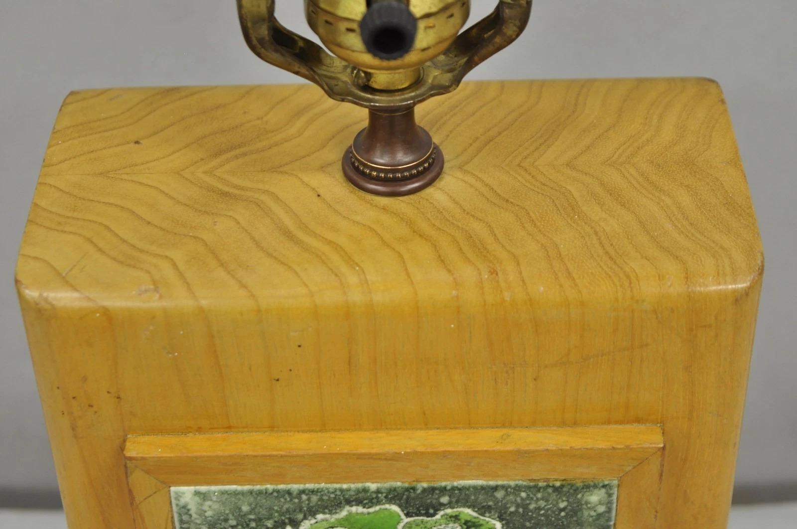 Vintage J. Warner Prins Tile Mid Century Modern Cerused Wood Small Table Lamp In Good Condition For Sale In Philadelphia, PA