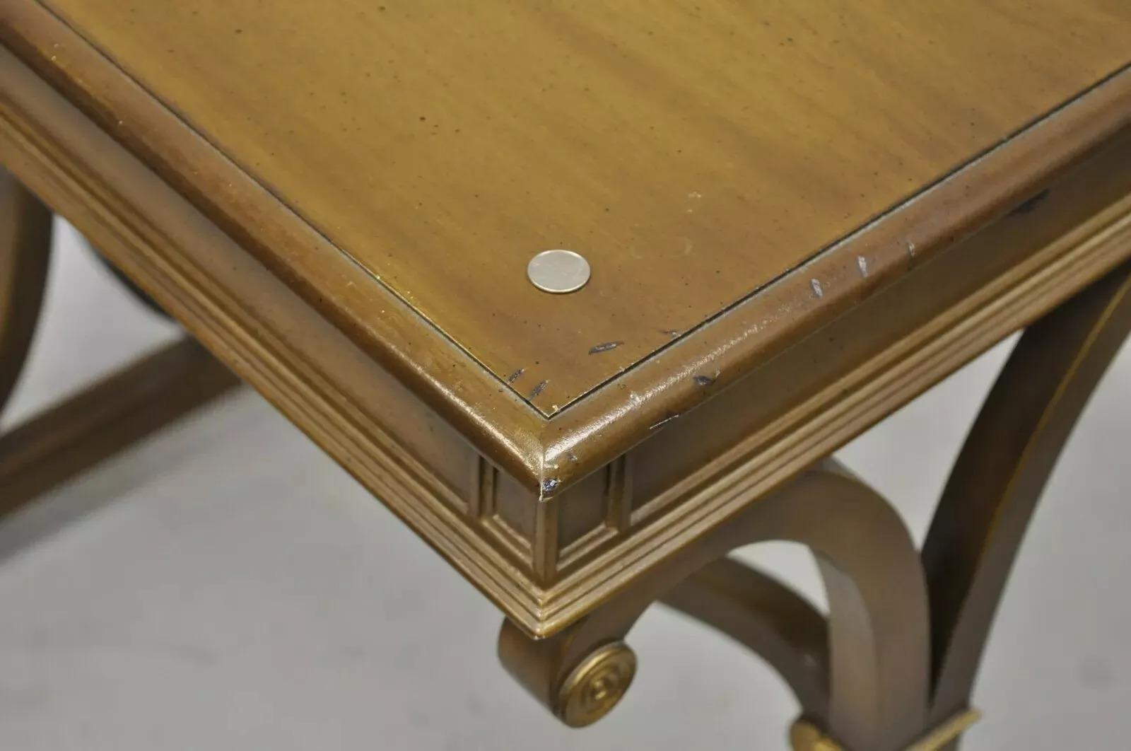 Vintage J. Zonon Regency Style X-Frame Mahogany Side Lamp Tables - a Pair en vente 2
