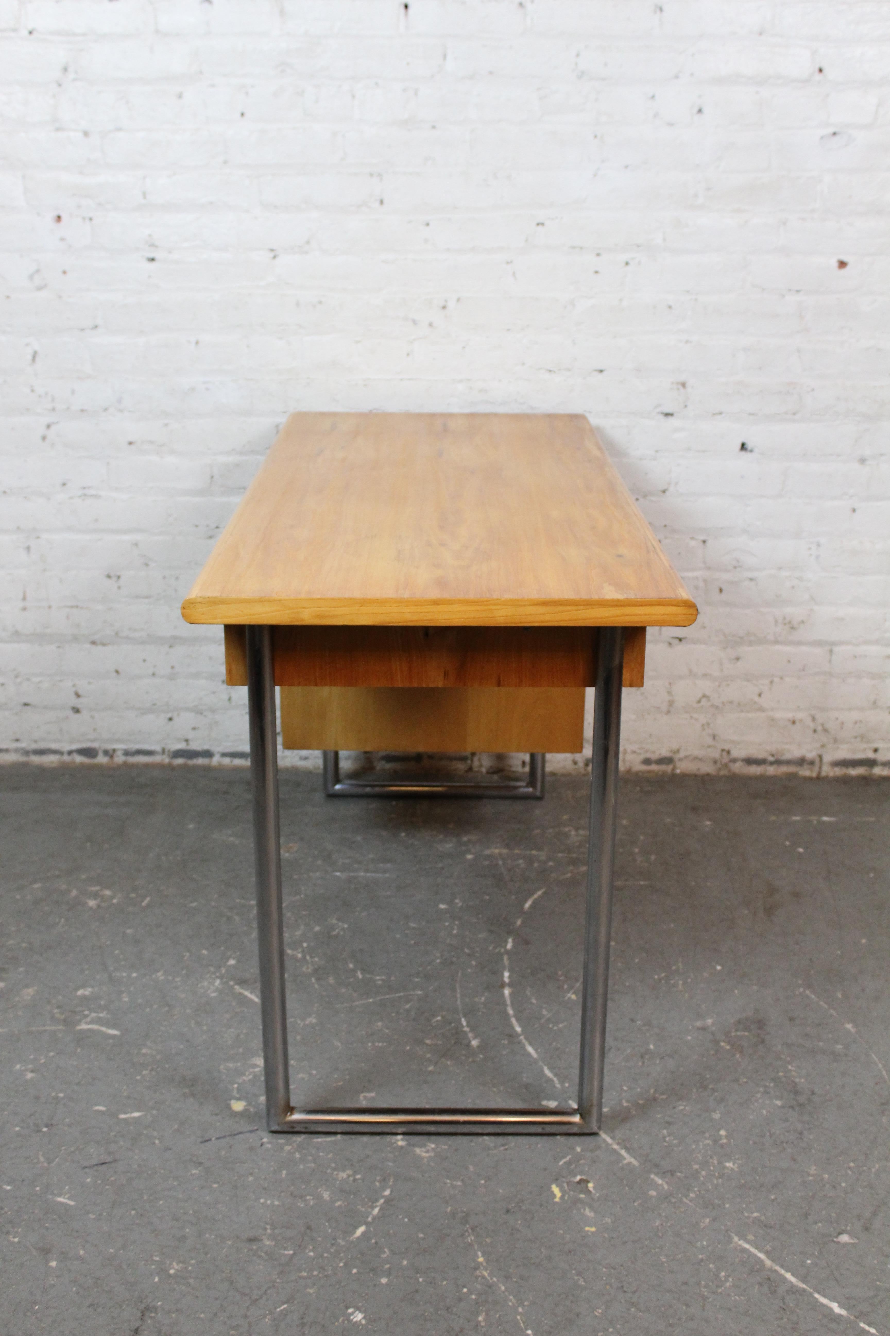 Varnished Vintage Jack Cartwright Elm Desk for Founders by Thomasville