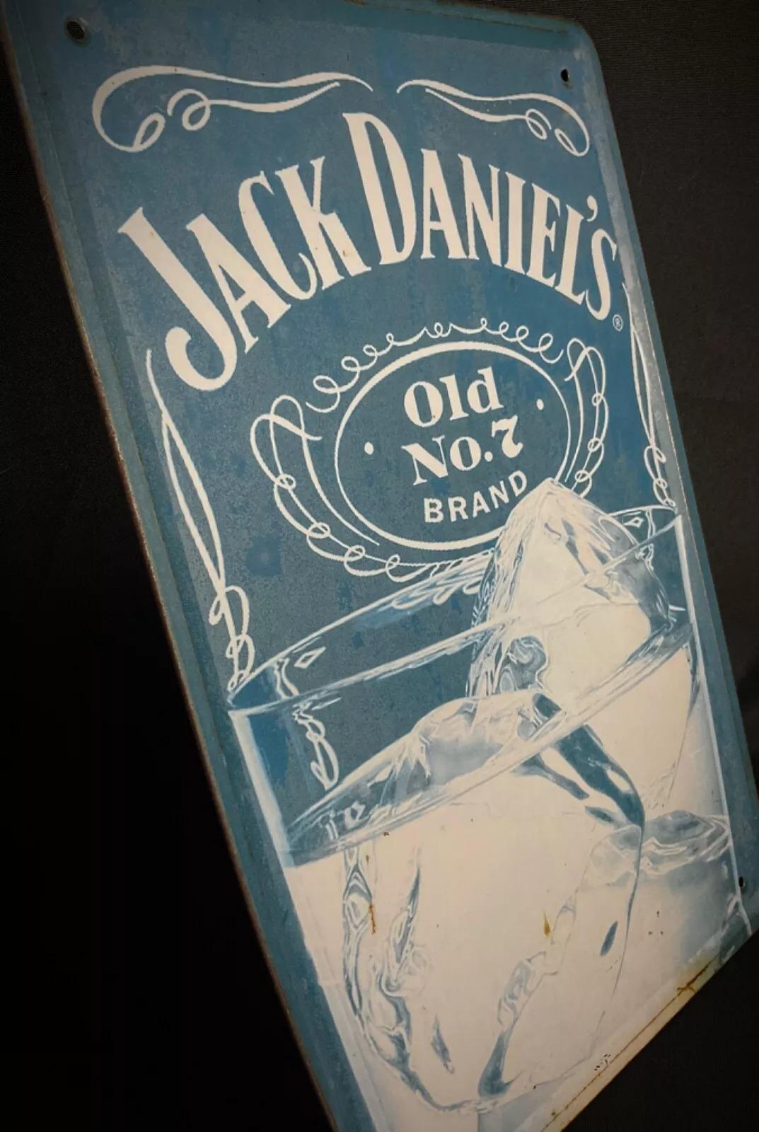 Vintage Jack Daniel's Old No. 7 Brand Advertising Plaque - 2Y346 In Good Condition For Sale In Bordeaux, FR