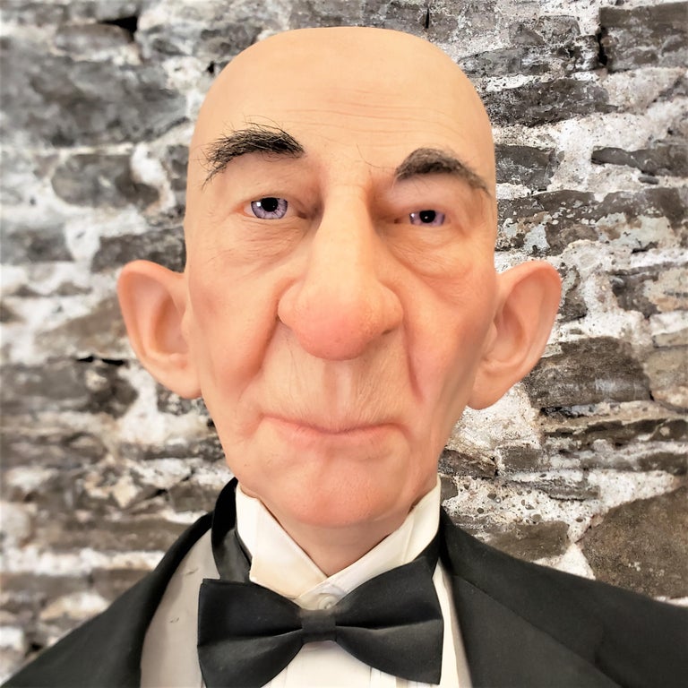 Vintage Jack Dawd Styled Life Sized Old English Butler or Server Sculpture For Sale at 1stDibs