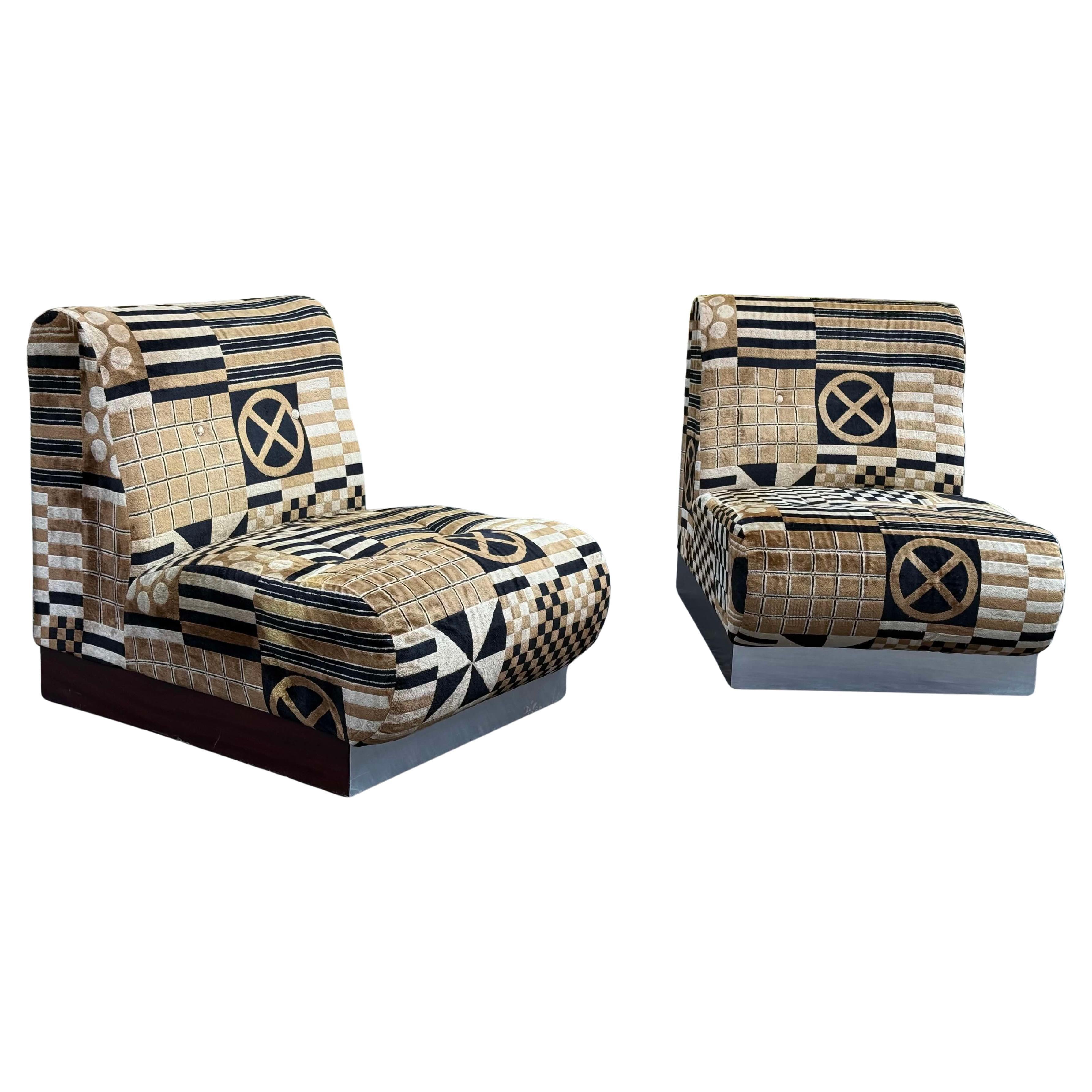 Vintage 1960s velvet chairs with Jack Lenor Larsen fabric and plinth base with chrome front.

These pair of chairs are way cool. Very Milo Baughman design feel.

Very good vintage condition. See photos.

25 W x 33 D x 29 T. Seat is 14.5