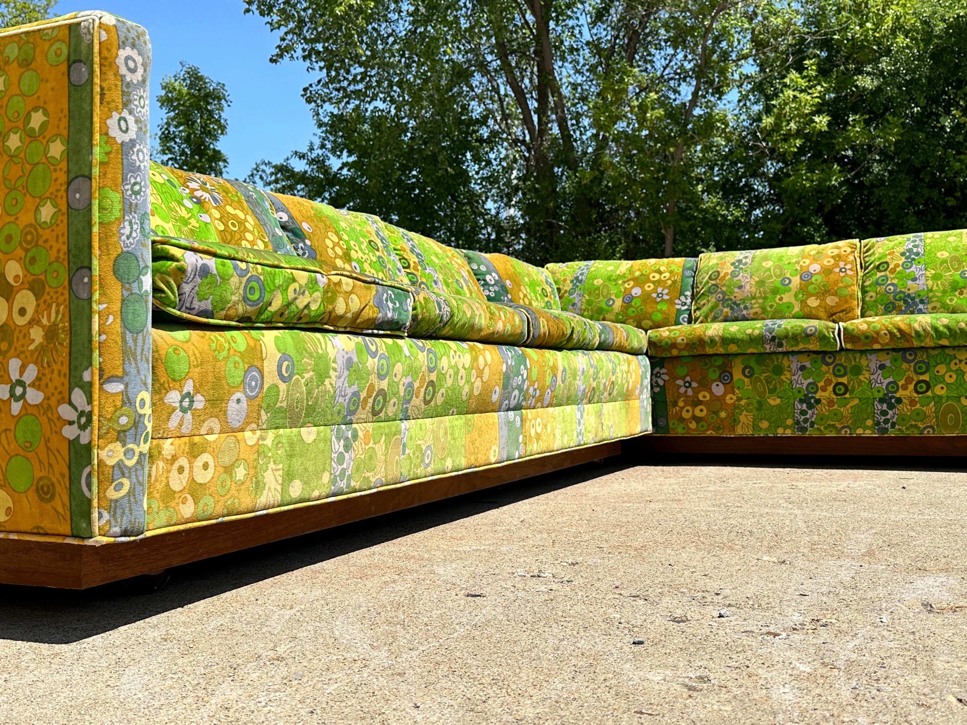 Vintage Jack Lenor Larsen Velvet Sectional Sofa in Green Primavera 1970s For Sale 1