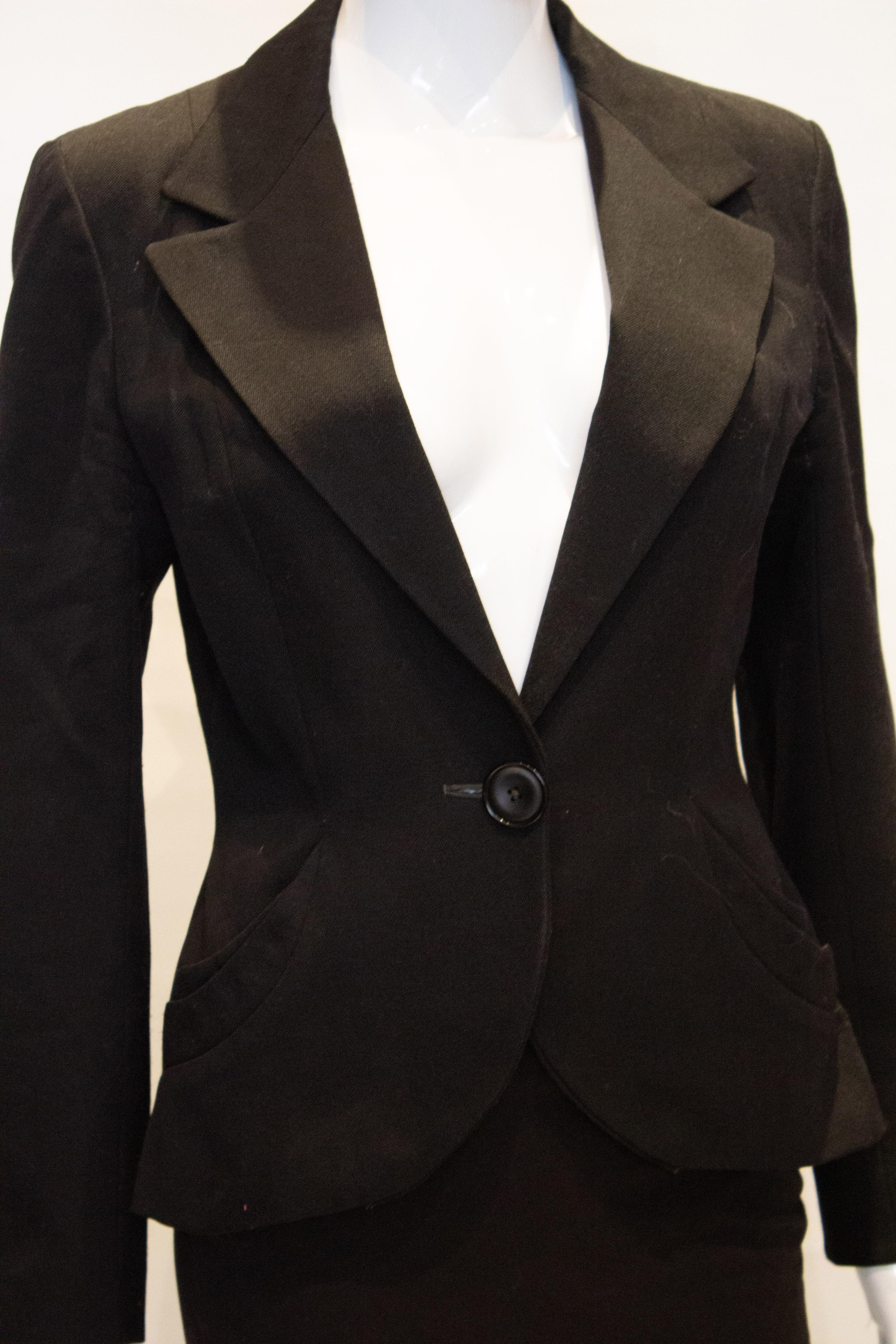 A great vintage jacket by Just Gordon. The jacket has a cut away collar and attractive pocket detail.