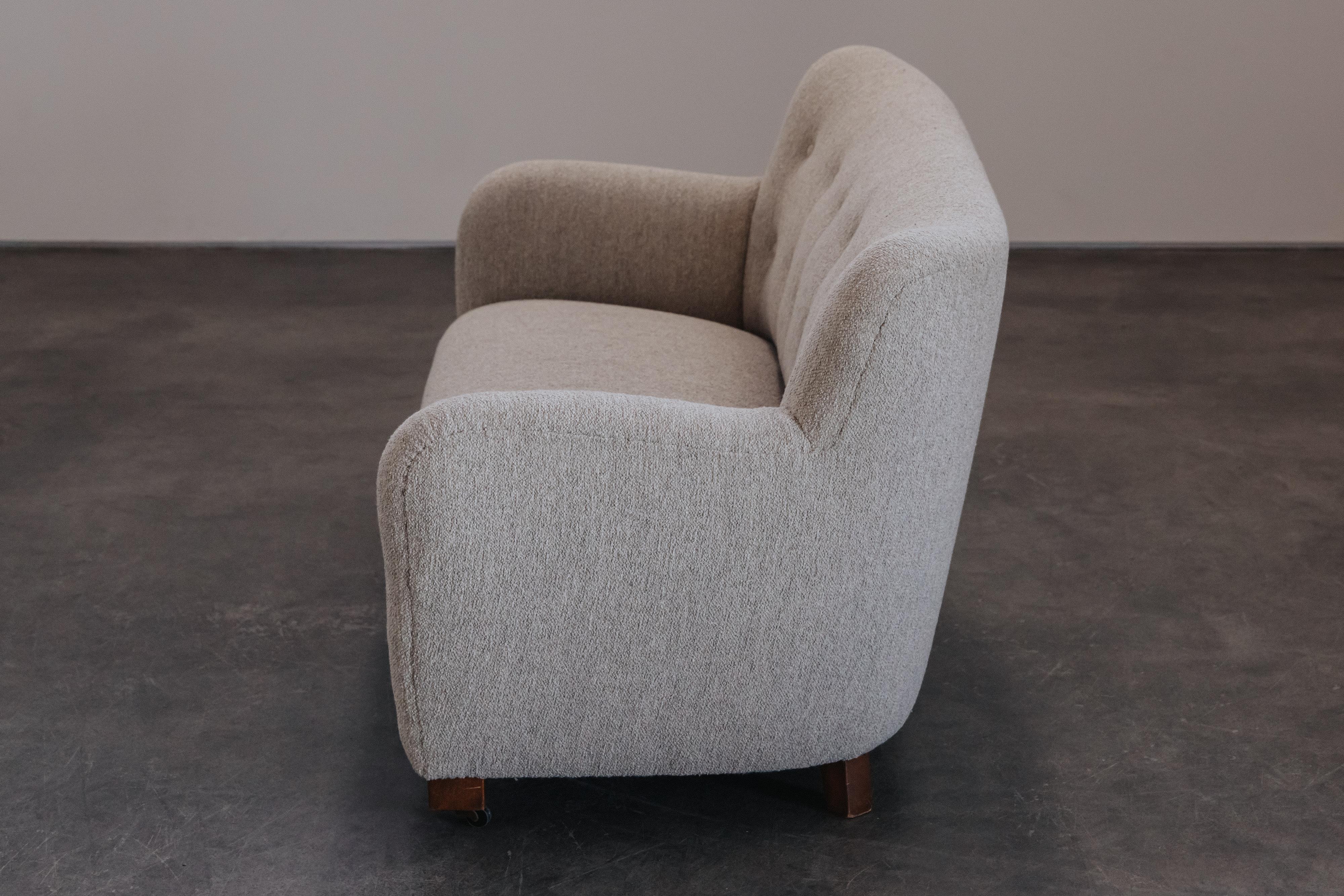 Milieu du XXe siècle Canapé vintage Jacob Kjaer du Danemark, Circa 1960 en vente