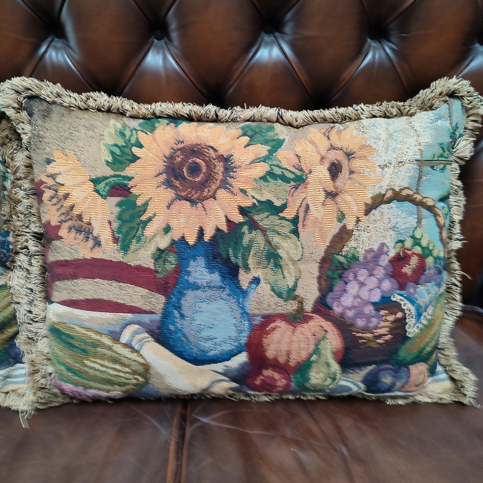 Tessuto Cuscini con nappe Jacquard d'epoca, coppia di cuscini decorativi degli anni '70, Francia in vendita