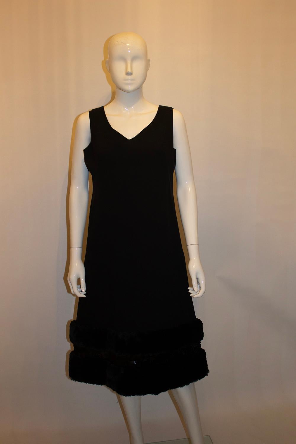 Vintage Jacques Reval Paris Robe et veste avec paillettes et fourrure État moyen - En vente à London, GB