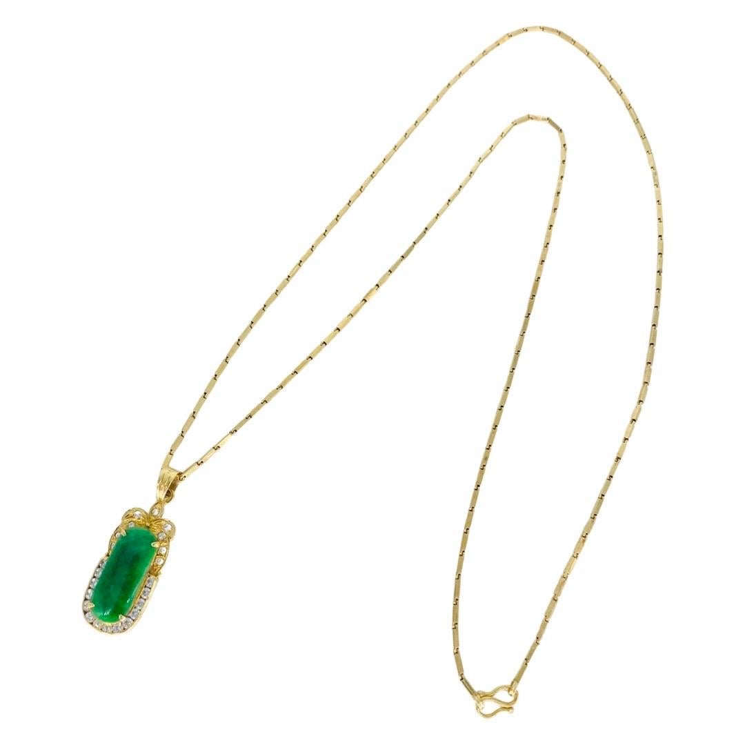 Women's Vintage Jade and Diamonds Pendant Necklace 18k Gold For Sale