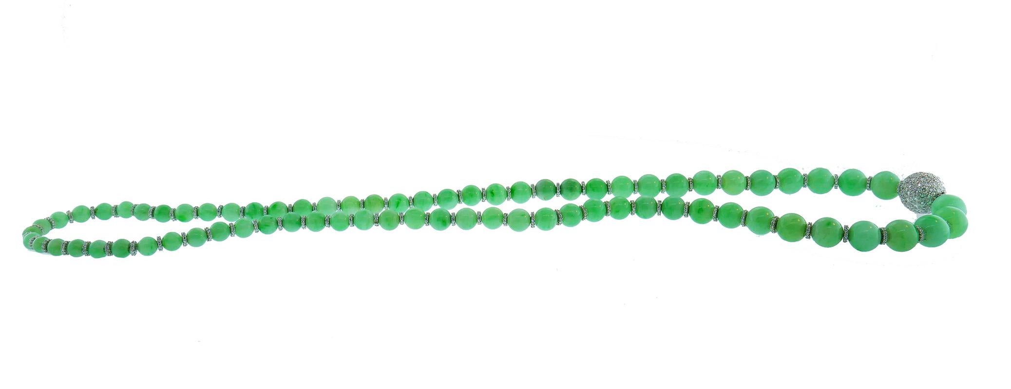 vintage jade beaded necklace