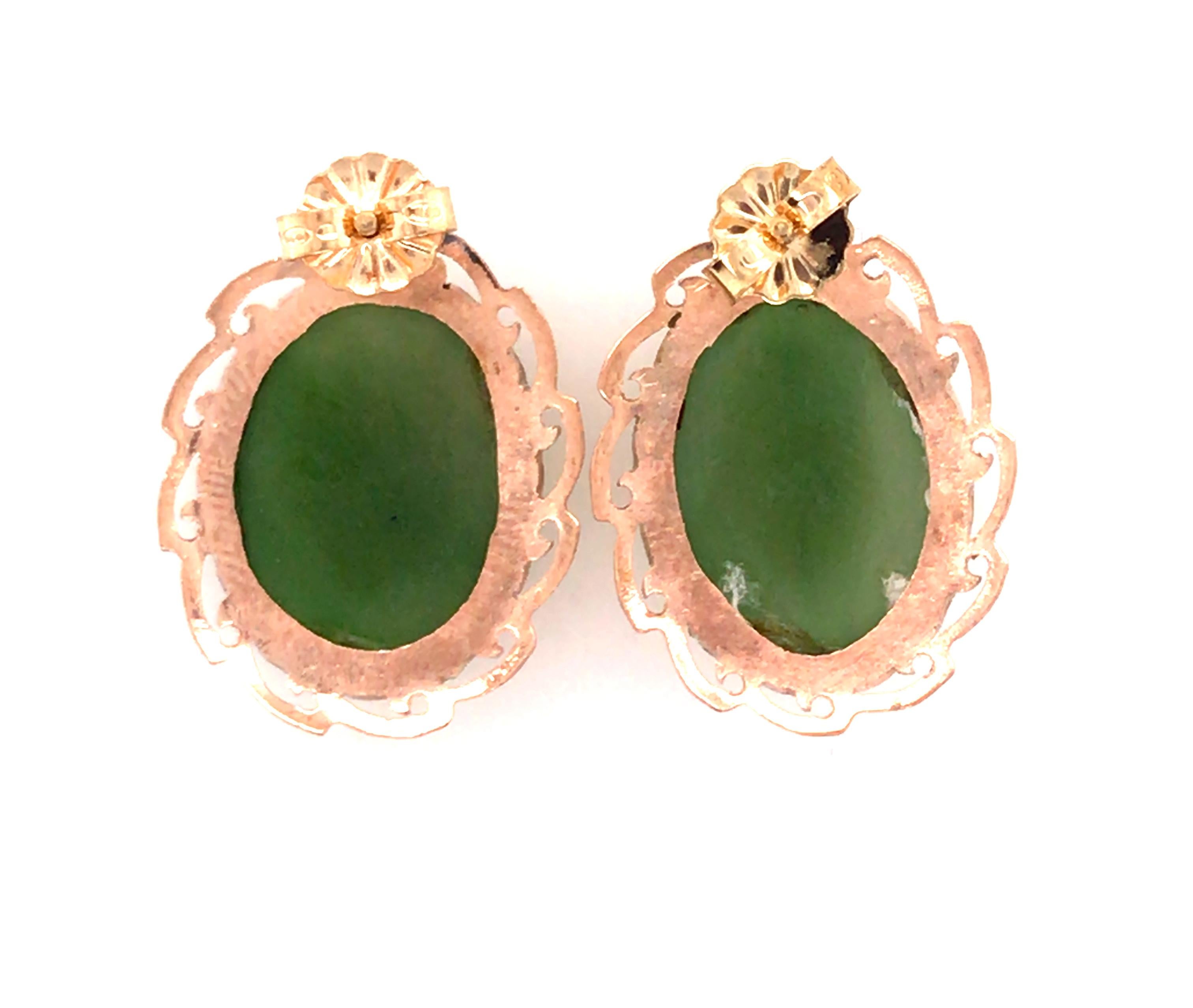 Women's Vintage Jade Cabochon Stud Earrings 14K Yellow Gold Retro Mid Century Antique For Sale