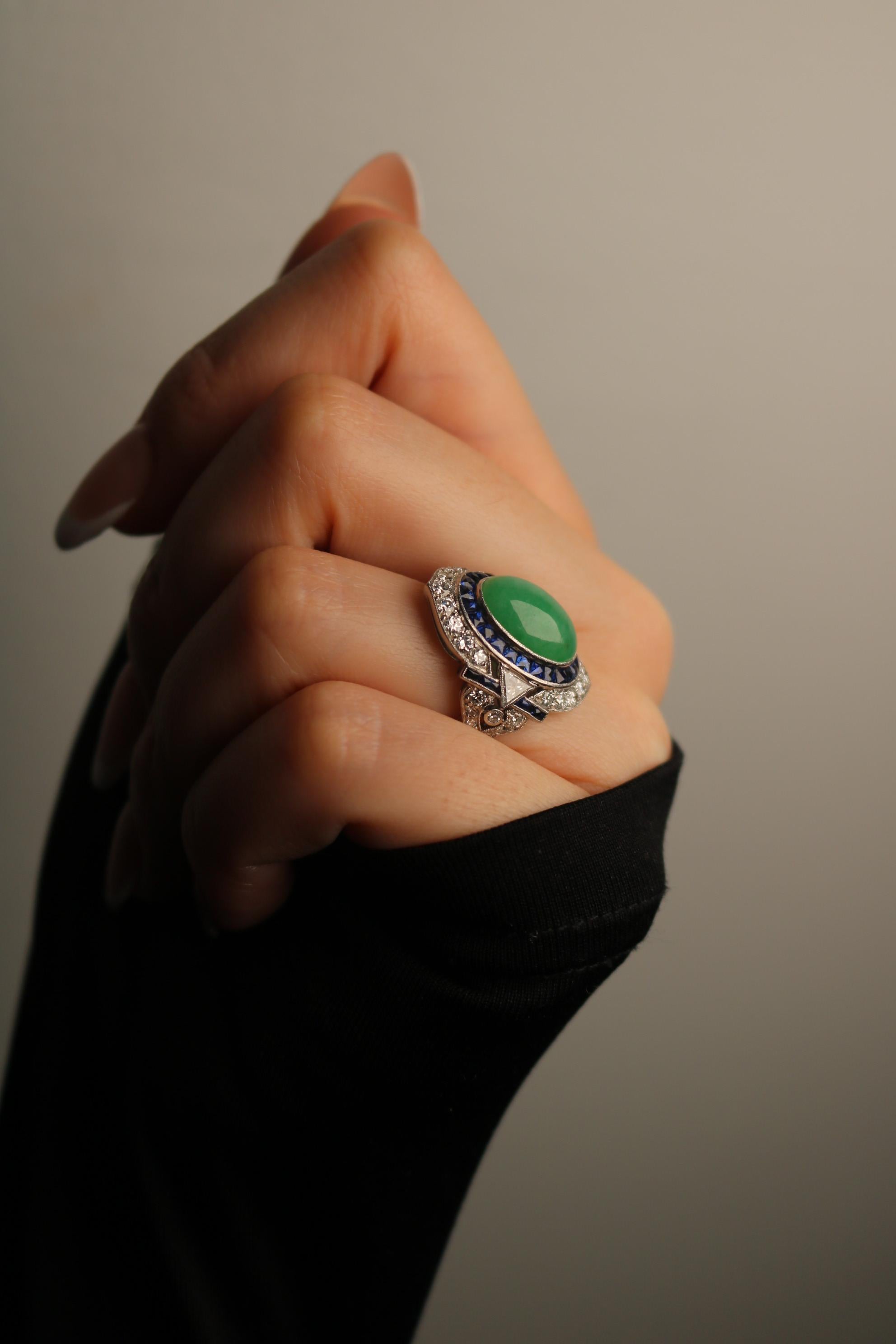 Anello di giada d'epoca con diamante e zaffiro in platino in stile Art Deco ~7,94ctw in vendita 6