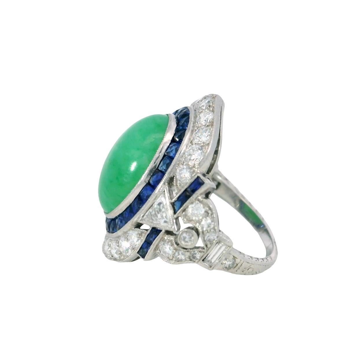 Cabochon Anello di giada d'epoca con diamante e zaffiro in platino in stile Art Deco ~7,94ctw in vendita