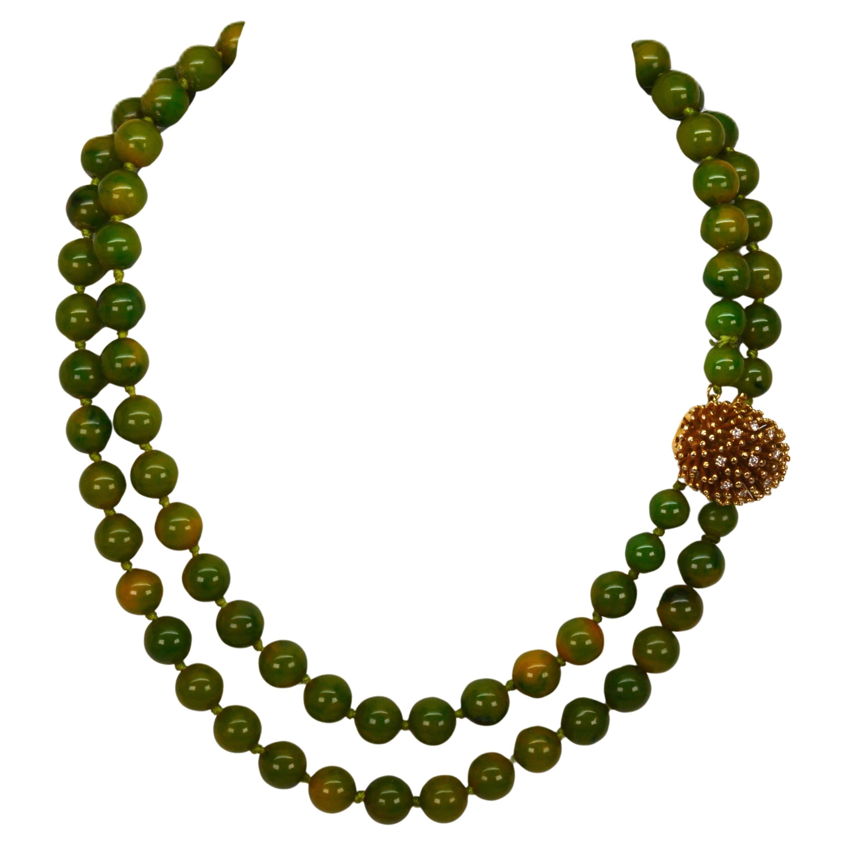 Vintage Jade Necklace w Decorative Diamond 14 Karat Yellow Gold Porcupine Clasp