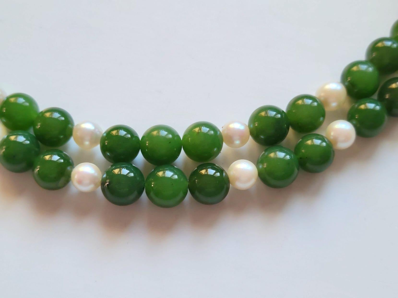 antique jade and pearl necklace