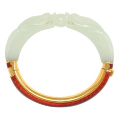 Vintage Jade Red Enamel 18 Karat Yellow Gold Two Dragons Cuff Bracelet Vintage Jade Red Enamel 18 Karat Yellow Gold Two Dragons Cuff Bracelet