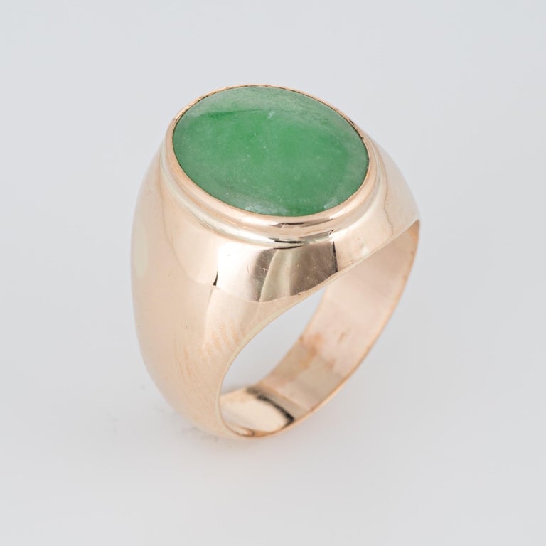 Vintage Jade Ring 18 Karat Yellow Gold Oval Estate Fine Jewelry