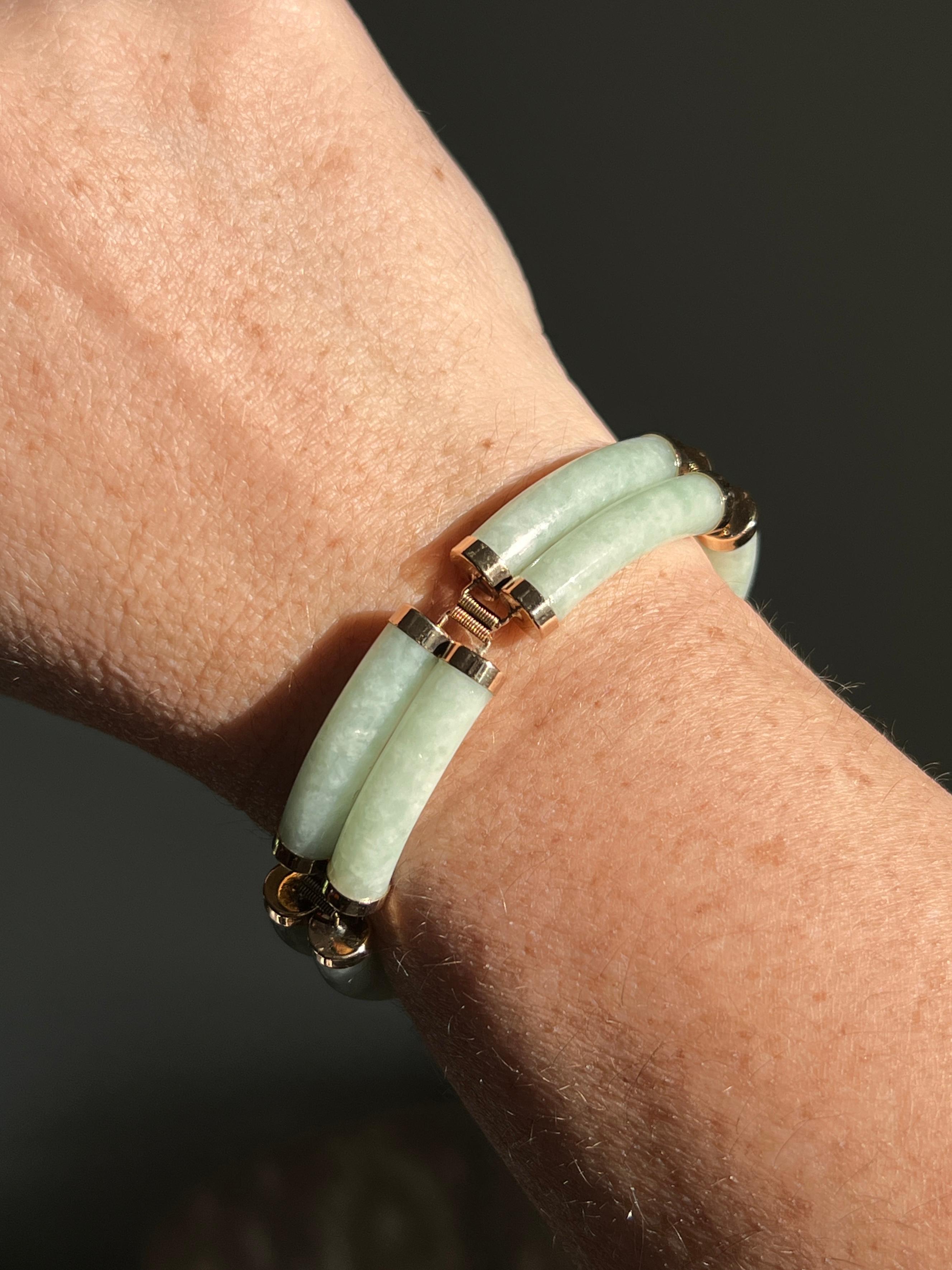 Vintage Jadeit 14k Gelbgold Chinesisch Fu Symbol Glücksarmband (Gewalkt) im Angebot