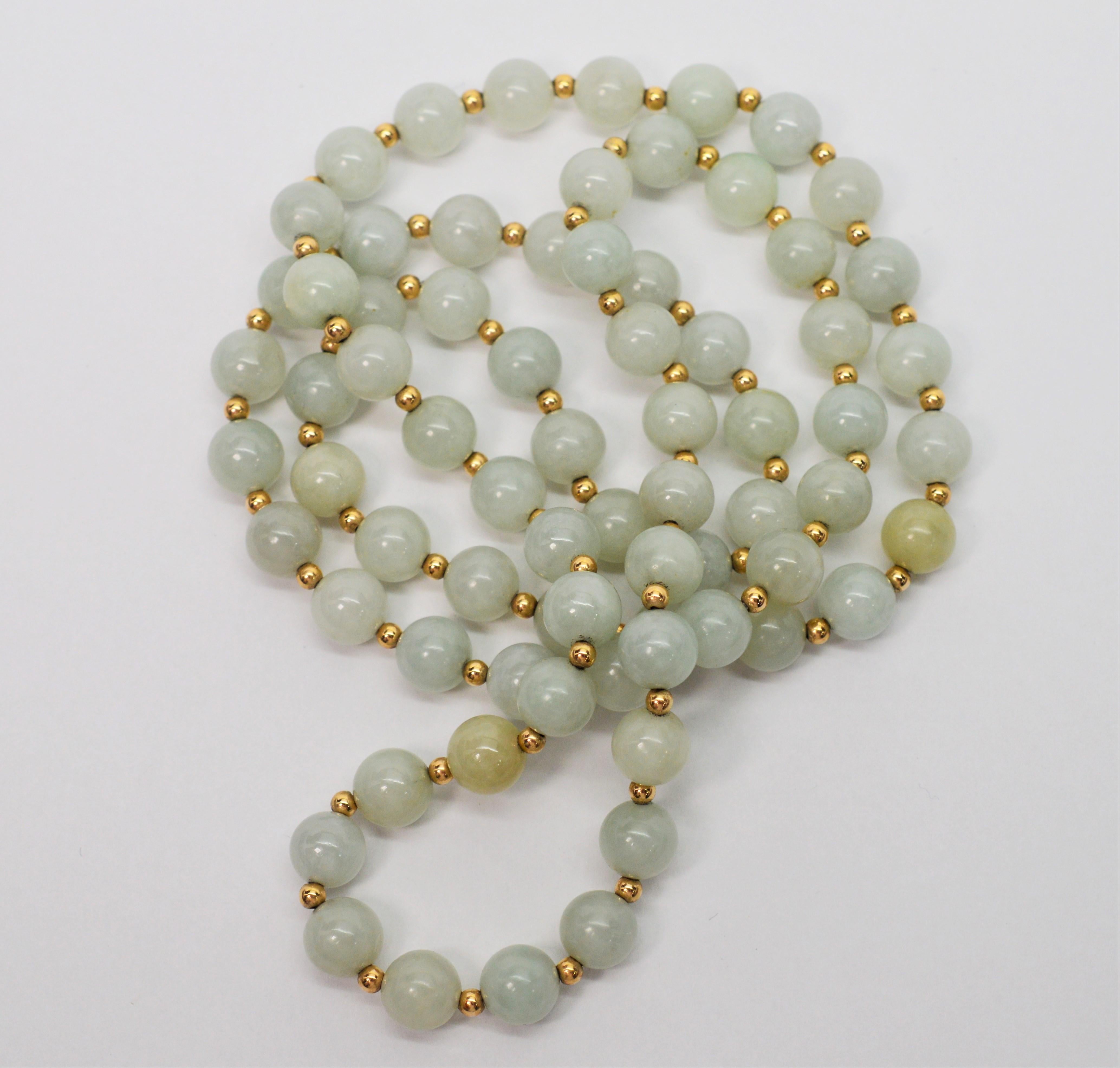 Vintage Jadeite Gold Bead Necklace In Excellent Condition In Mount Kisco, NY