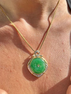 Vintage Jadeite Jade and Diamond Circular Pendant in 14k Gold