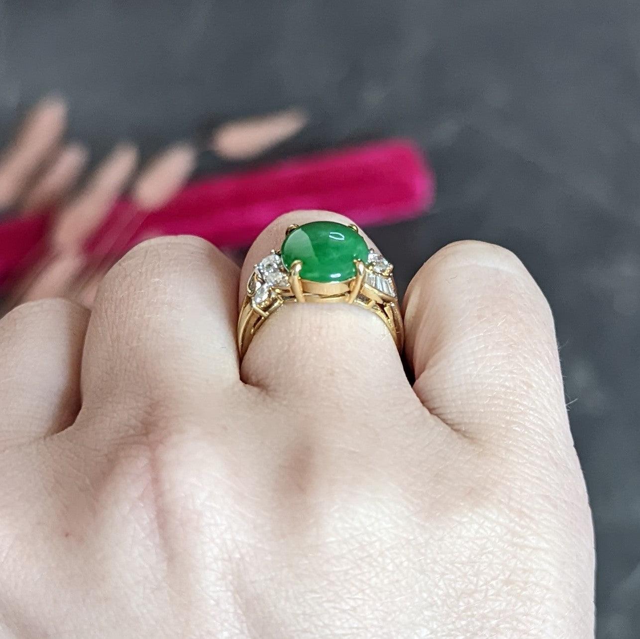 Vintage Jadeite Jade Diamond 18 Karat Yellow Gold Cabochon Band Ring GIA 9