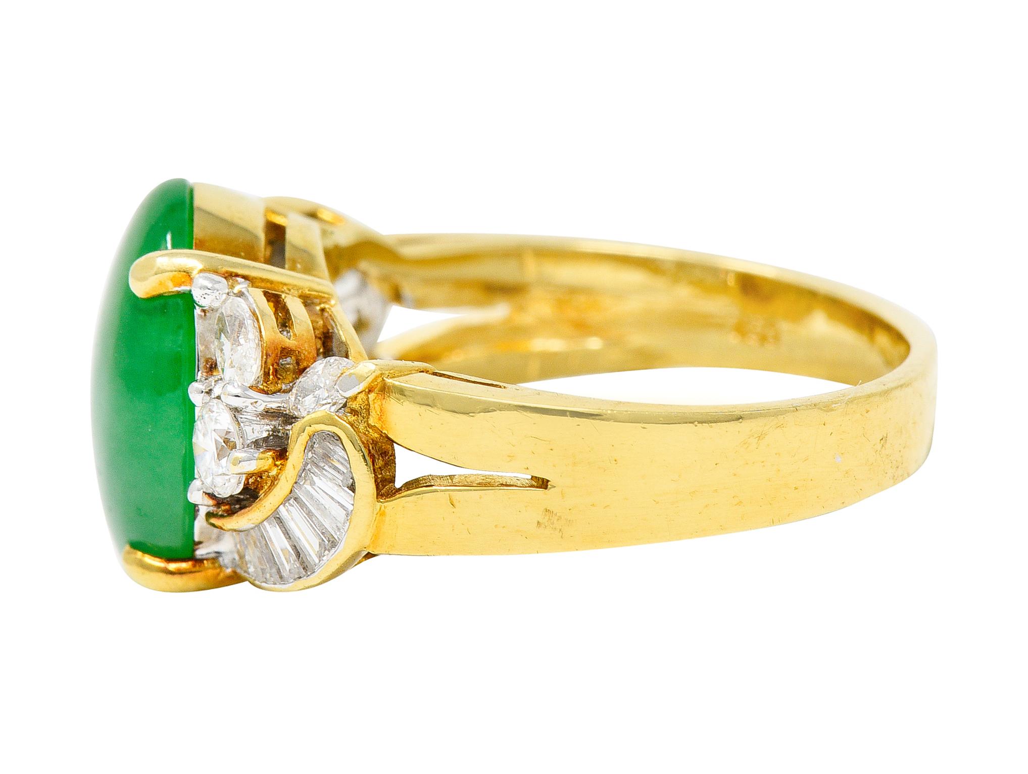 Vintage Jadeite Jade Diamond 18 Karat Yellow Gold Cabochon Band Ring GIA In Excellent Condition In Philadelphia, PA